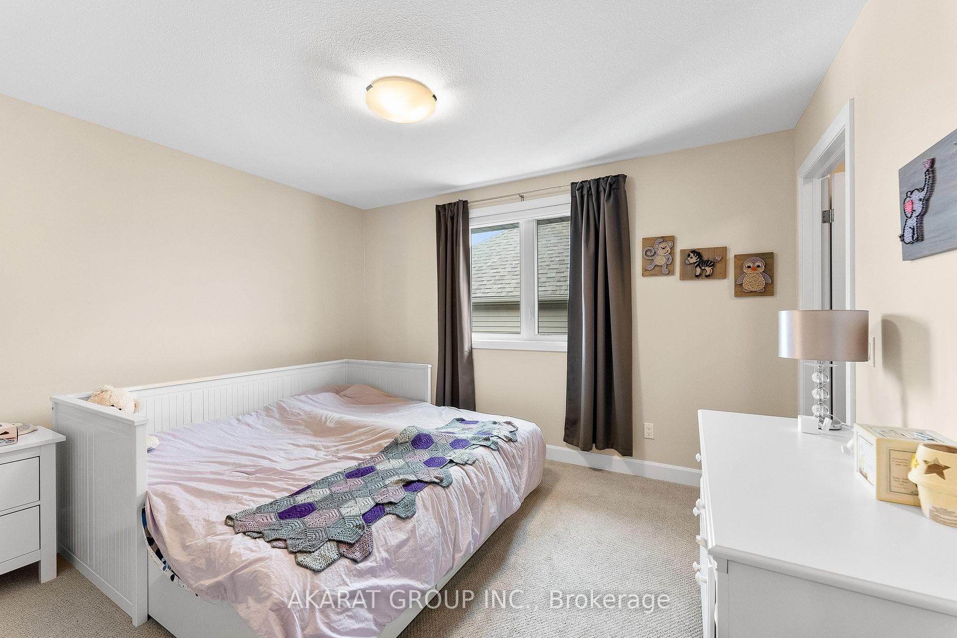 5 Hopkins Street photo 33