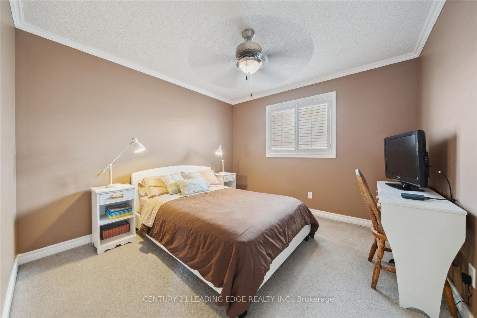84 Snowy Meadow Avenue photo 26