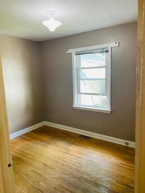 632 Wallace Street photo 8