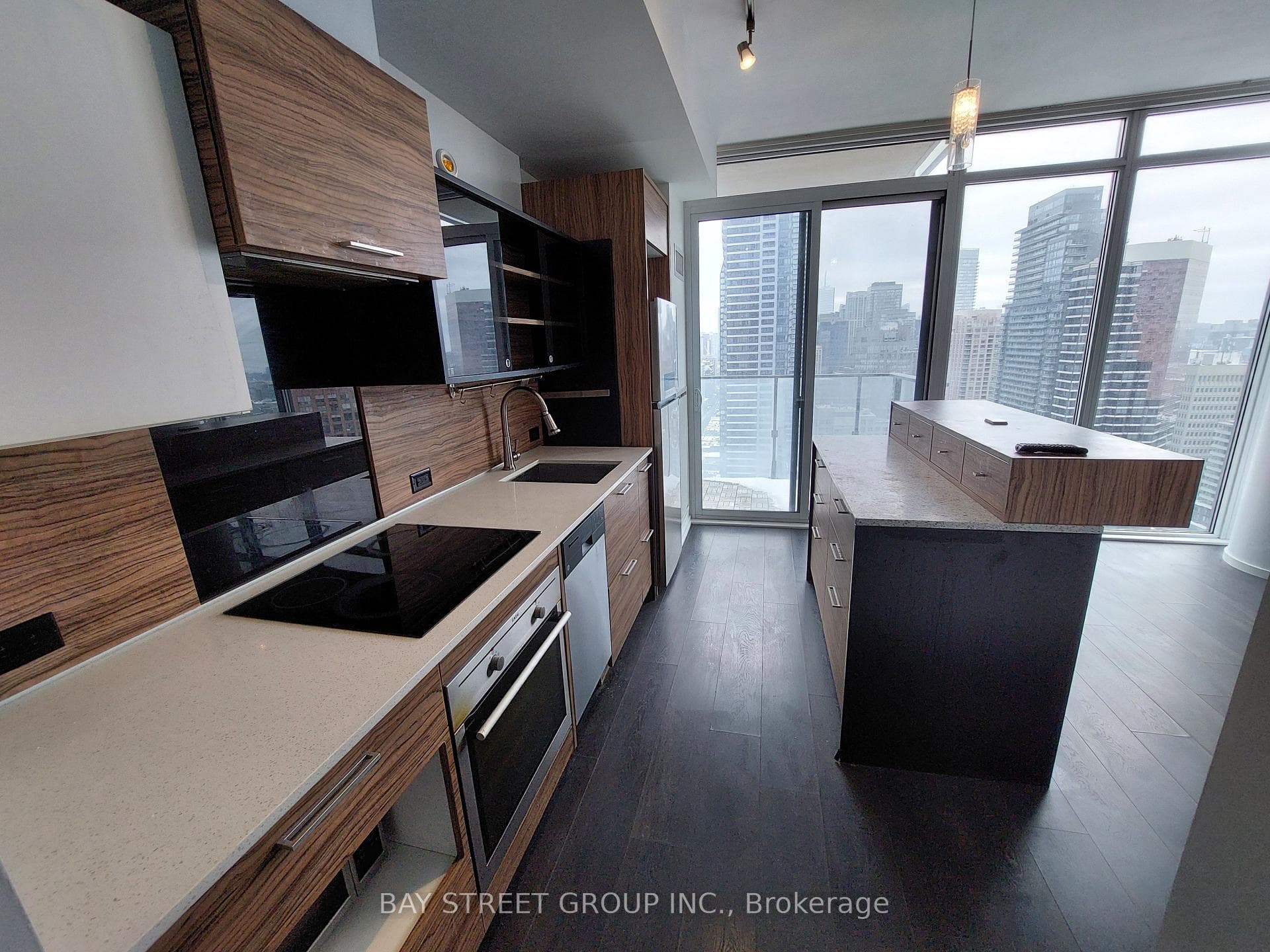 75 St Nicholas Street Unit 2603 photo 7