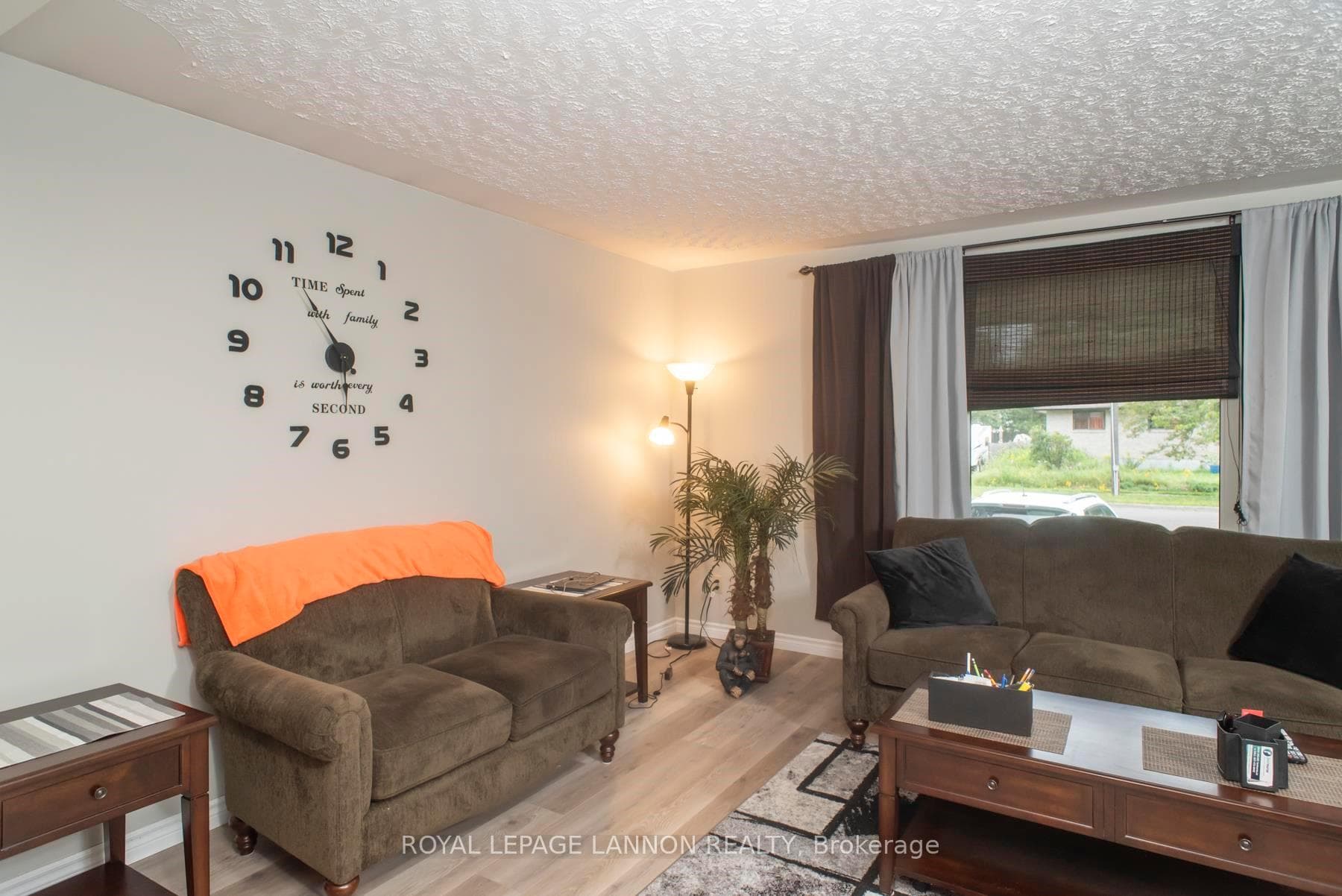 164 County Boulevard photo 10