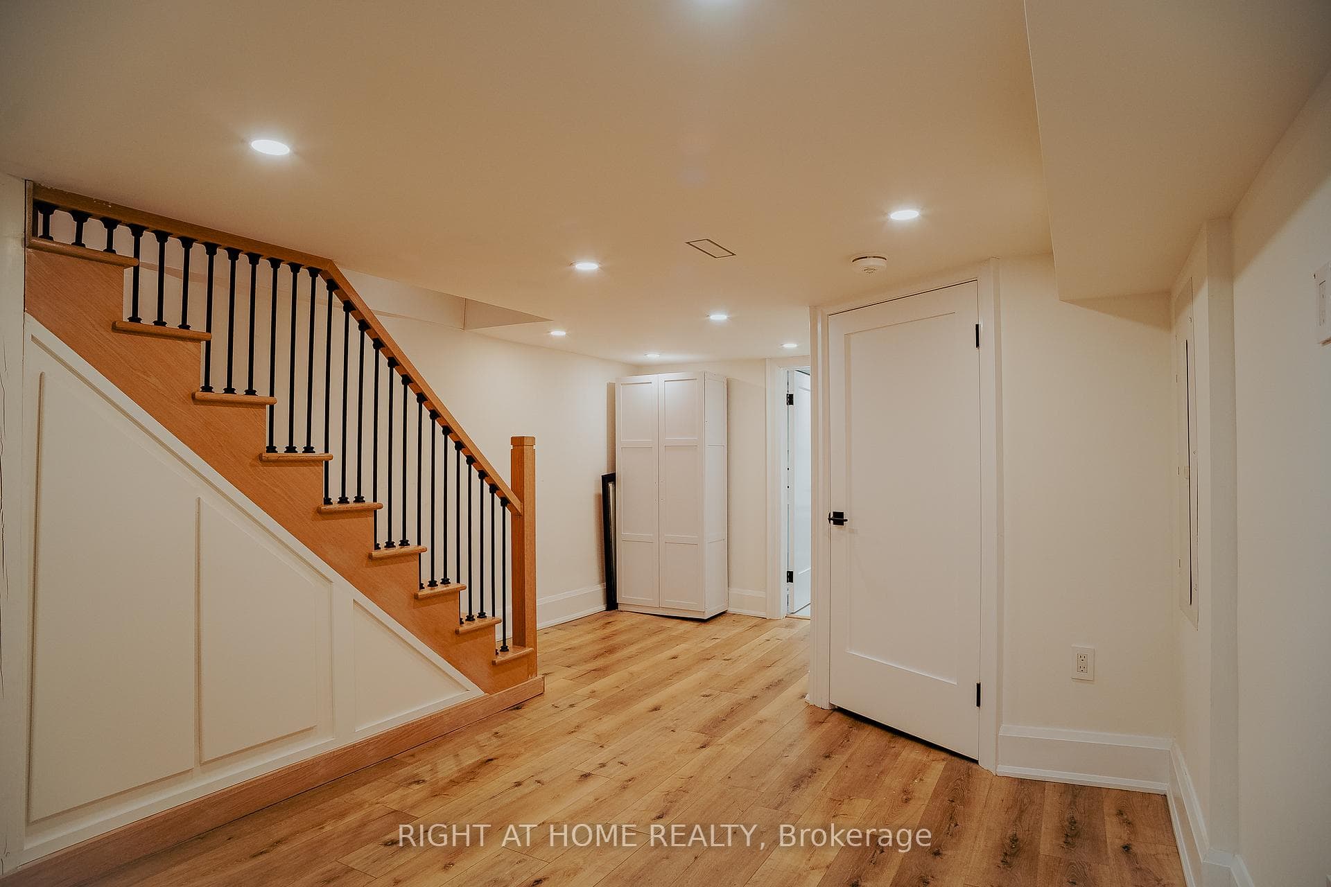39 Sellers Avenue photo 24