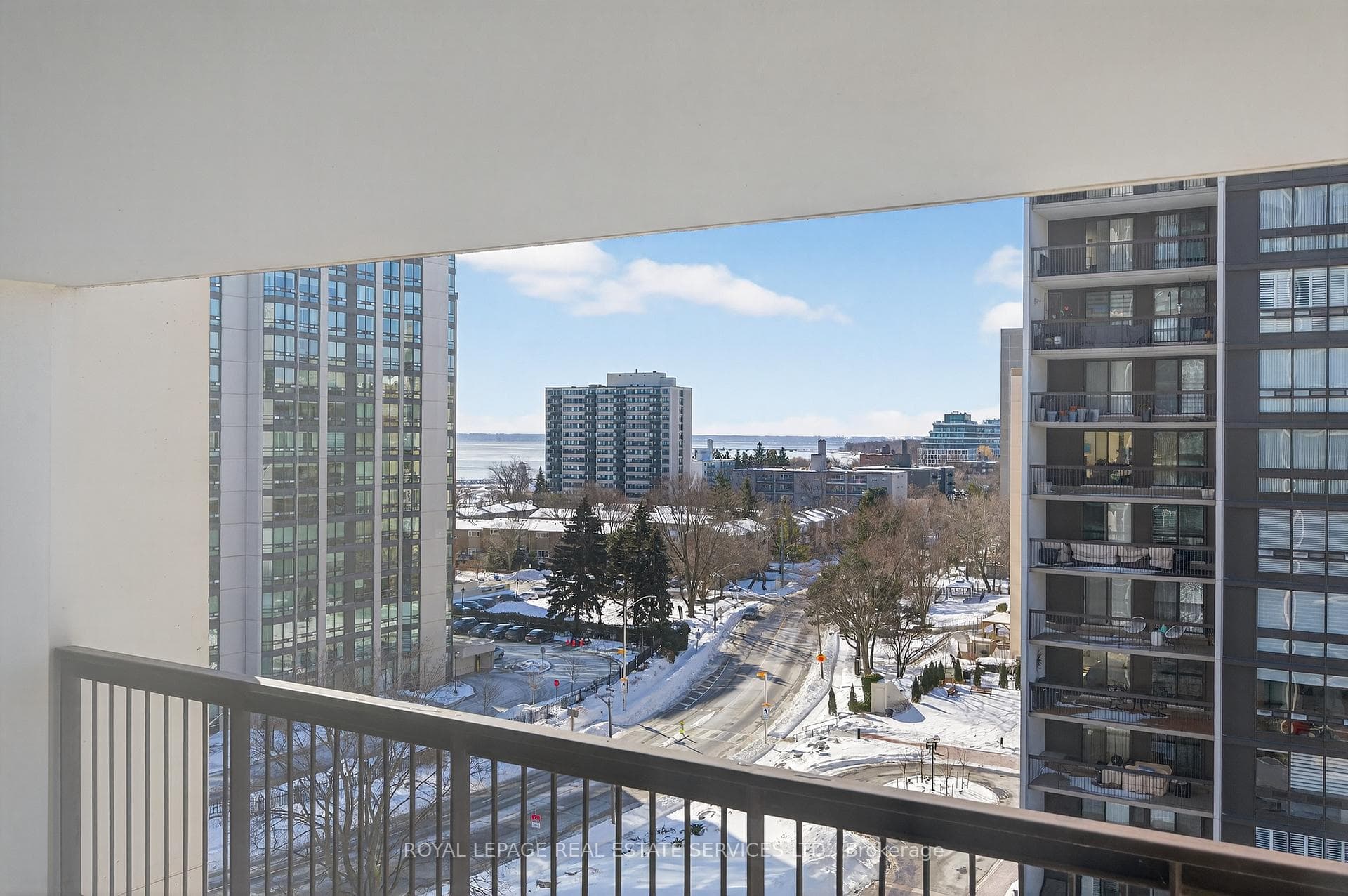 2175 Marine Drive Unit 903 photo 34