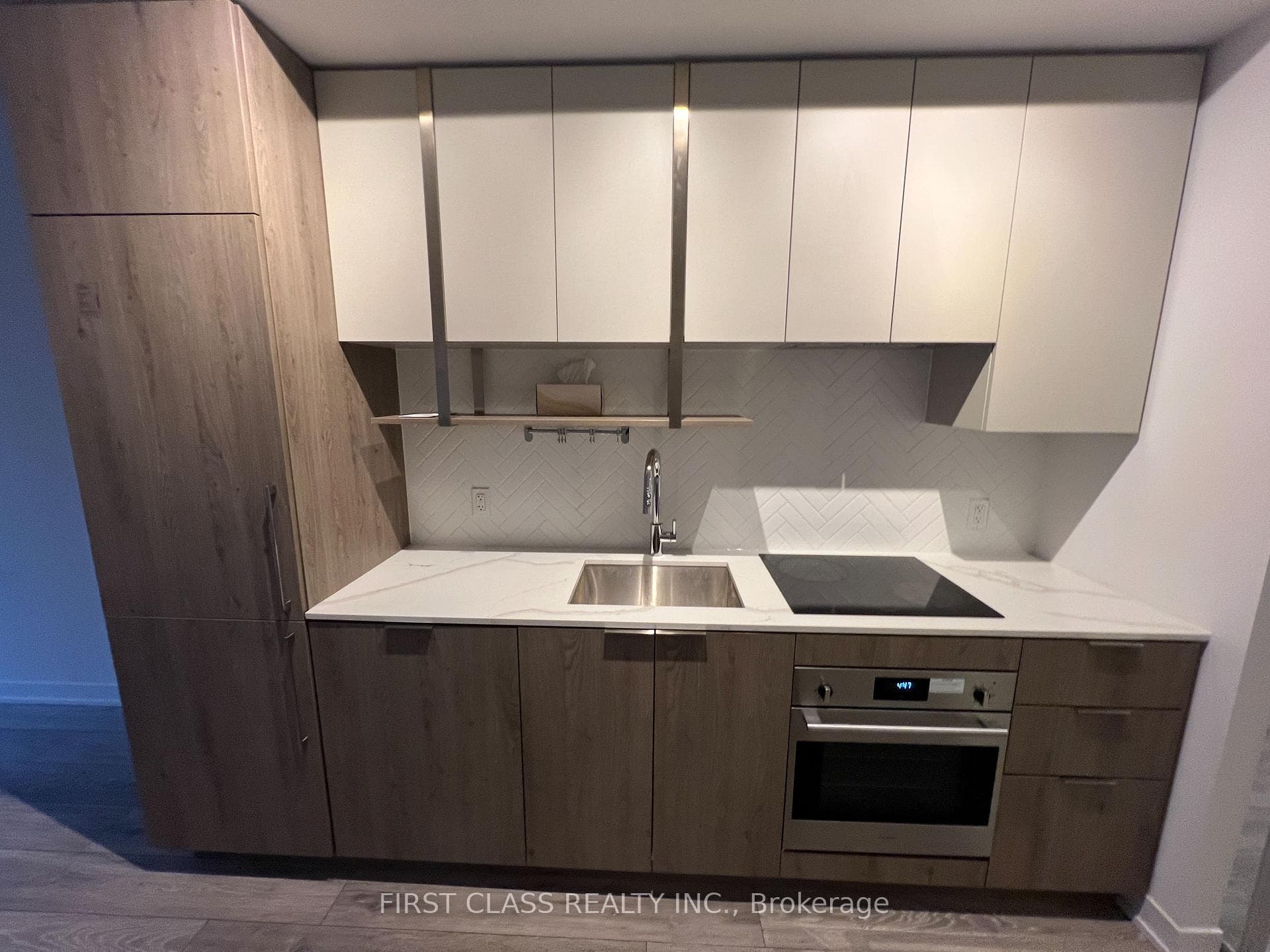 15 Holmes Avenue Unit 503 photo 4