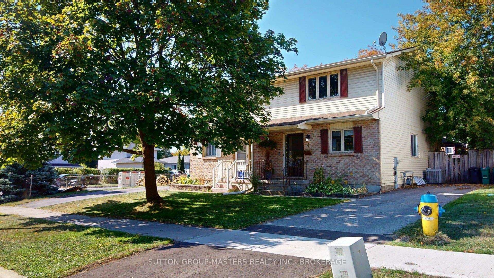 4 Trillium Court photo 1