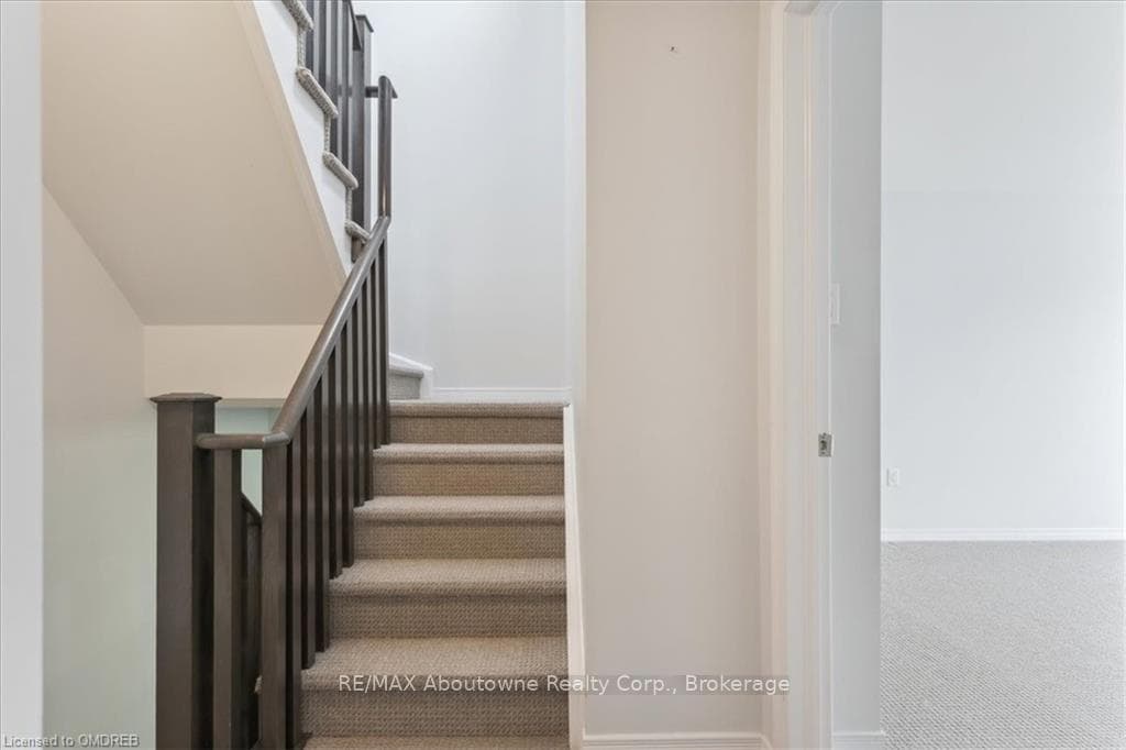 2441 GREENWICH Drive Unit 121 photo 22