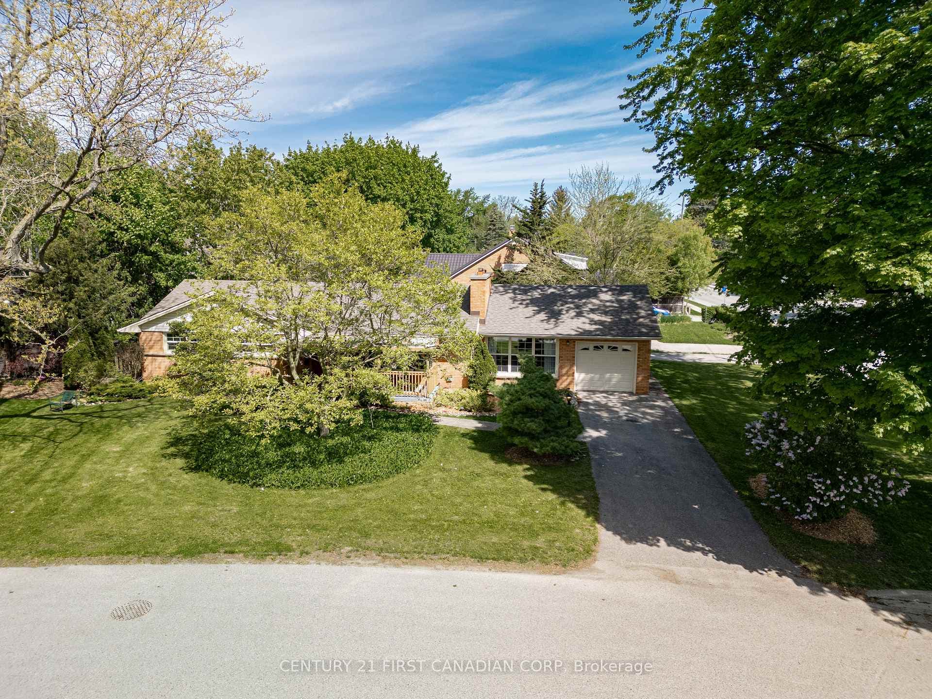 363 Ridout Street photo 33