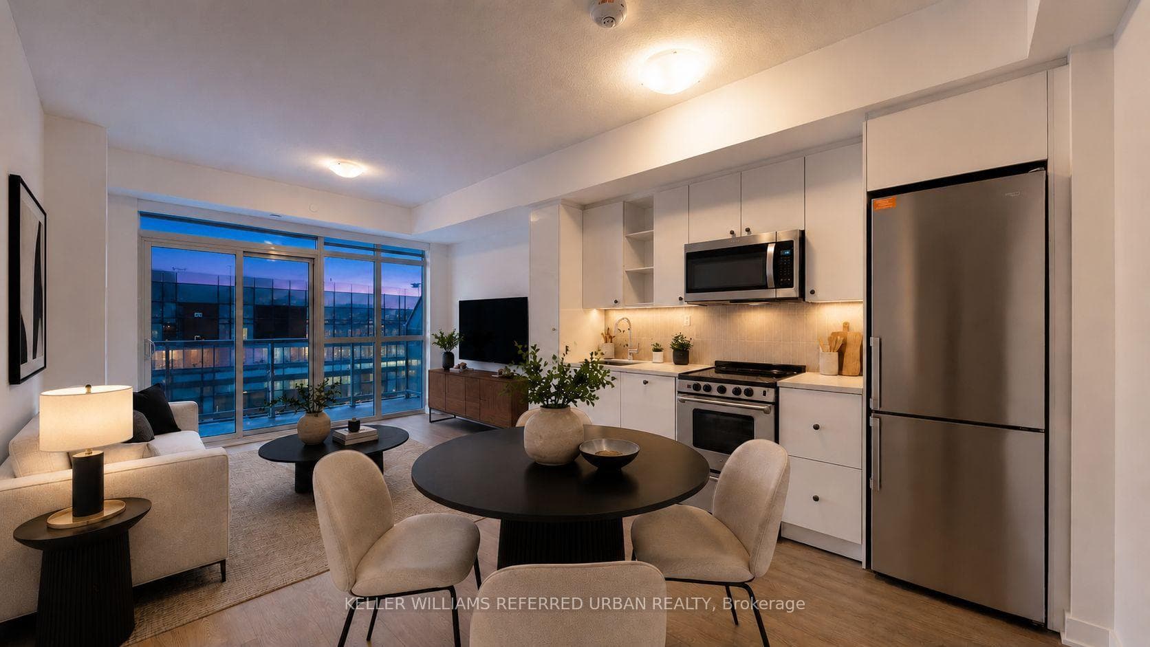 251 Manitoba Street Unit 1709 photo 4