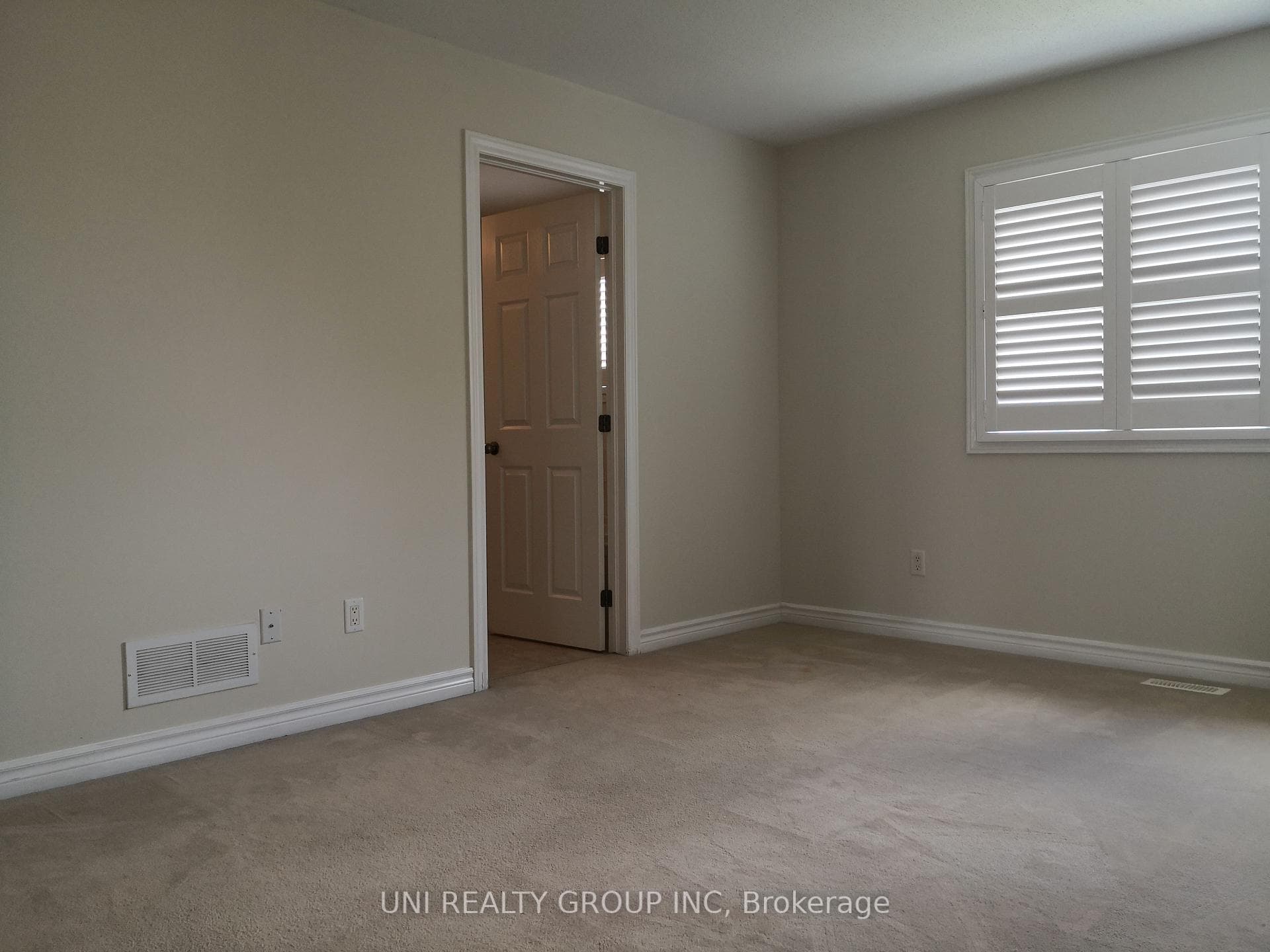 363 Glenbrae Avenue photo 12