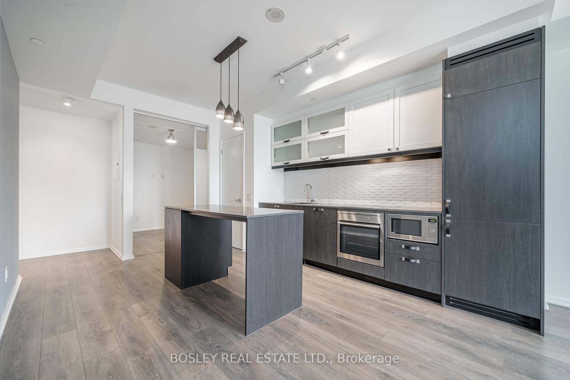 783 Bathurst Street Unit 314 photo 6