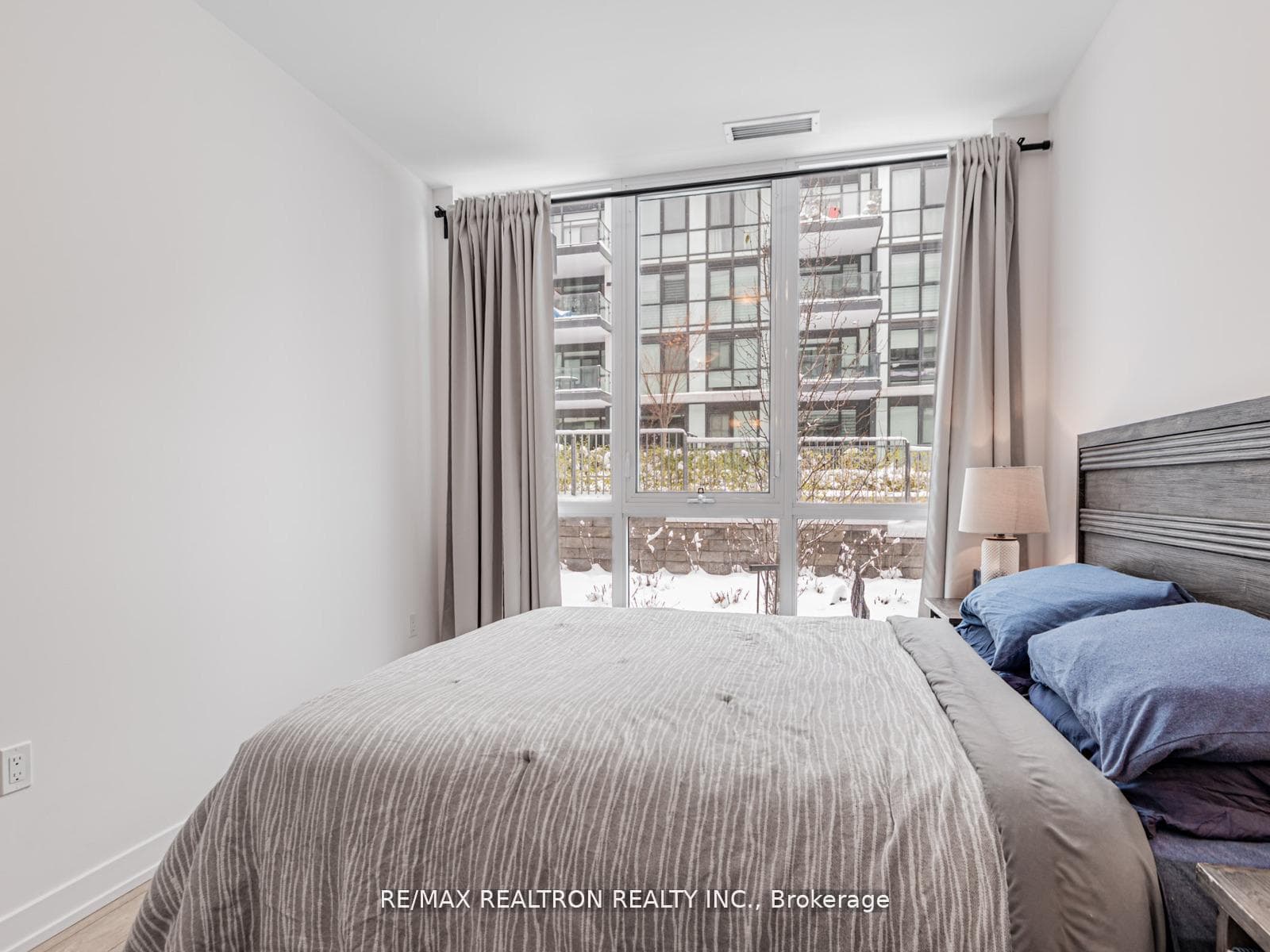 415 SEA RAY Avenue Unit G13 photo 18