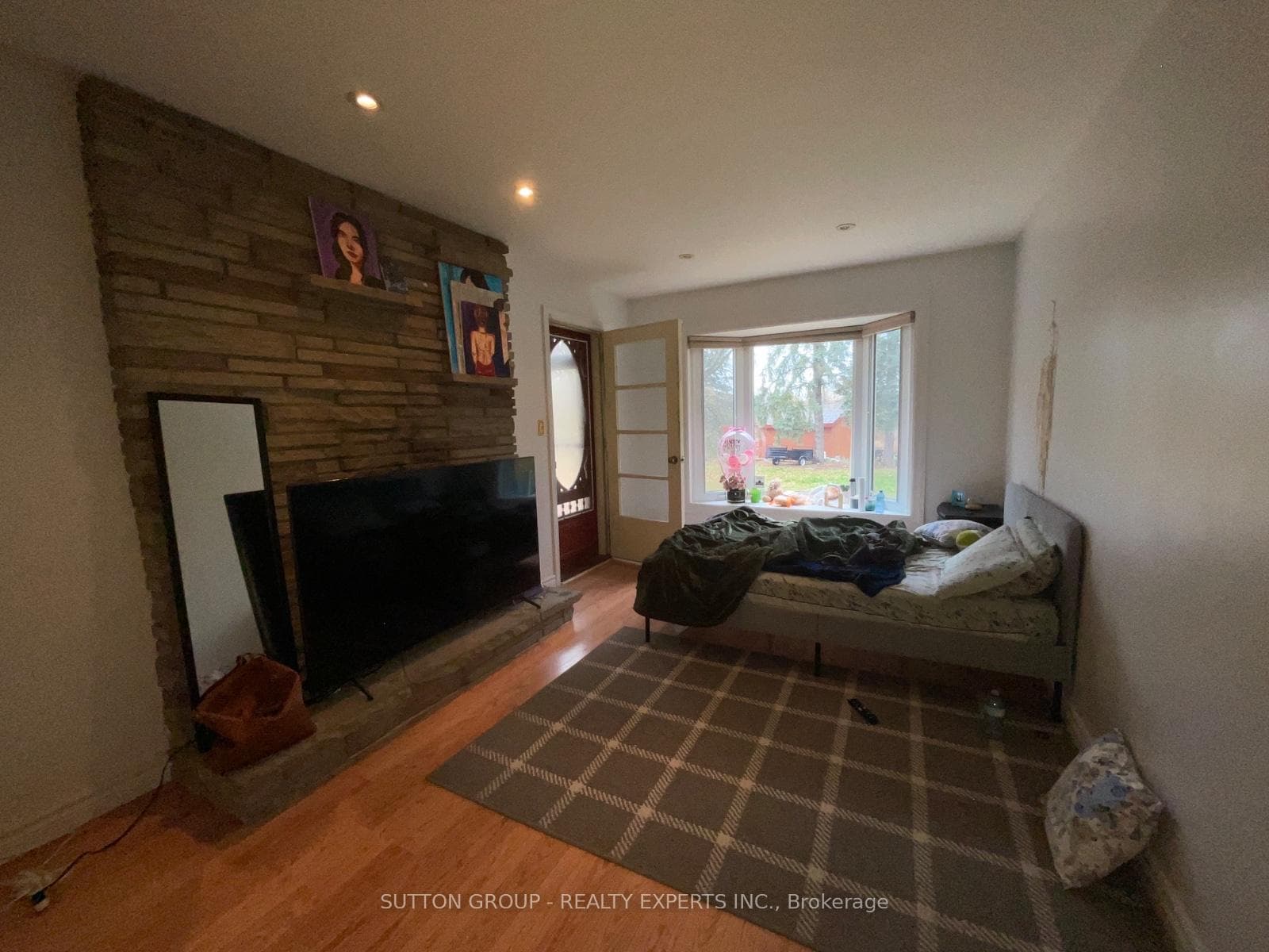 415 Mount Pleasant Road Unit Upper photo 6