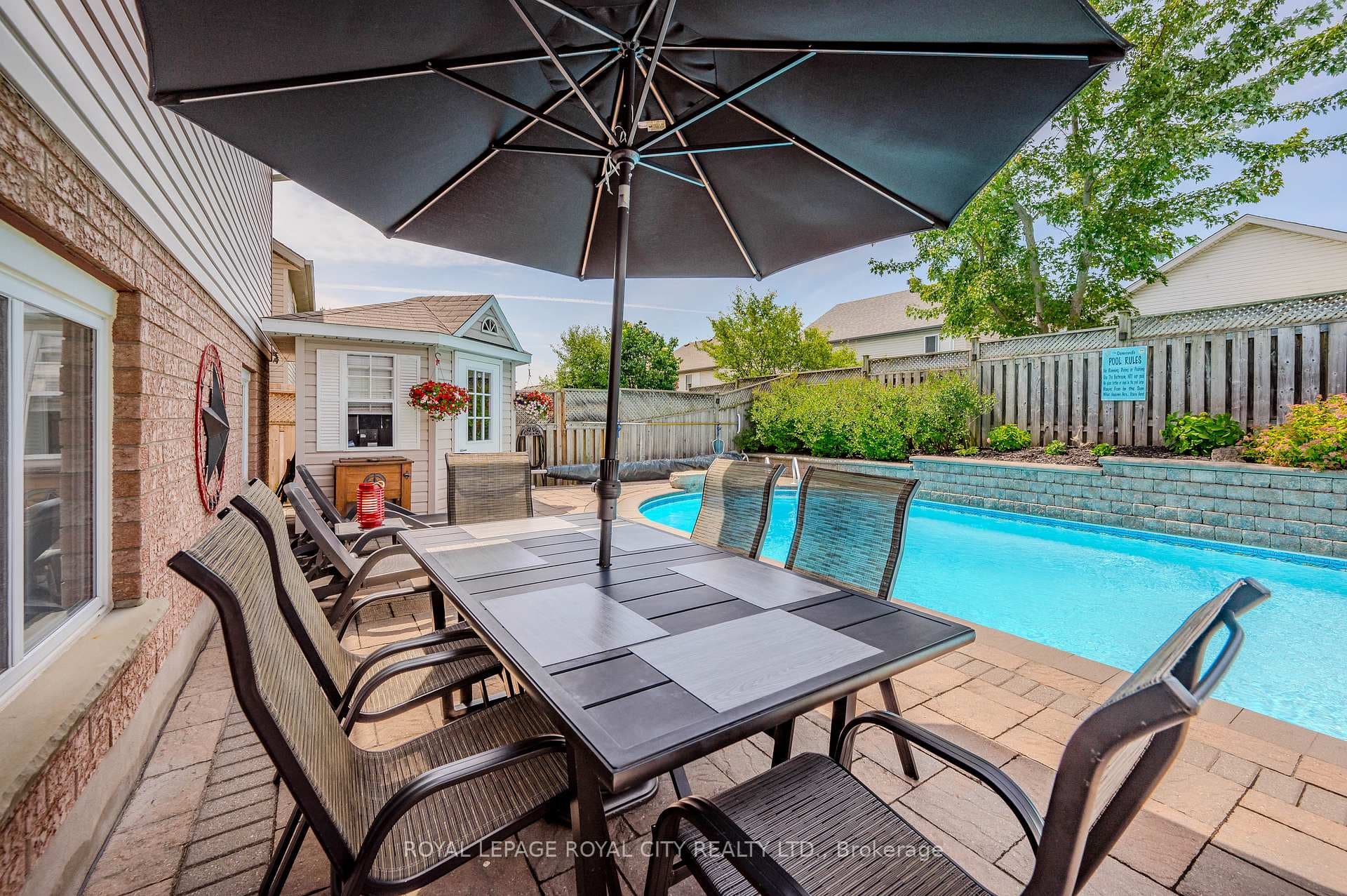 44 Althorp Drive photo 37