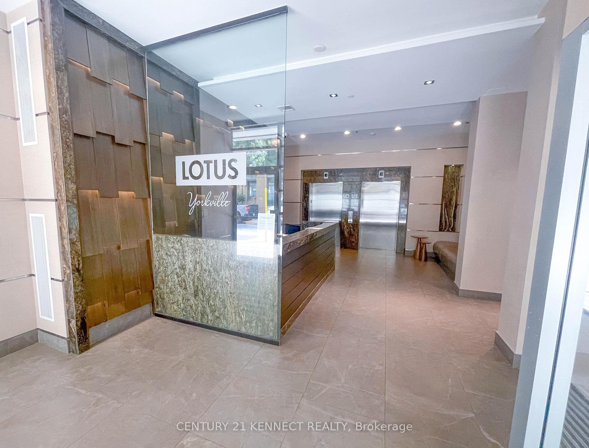 8 Scollard Street Unit 1305 photo 6