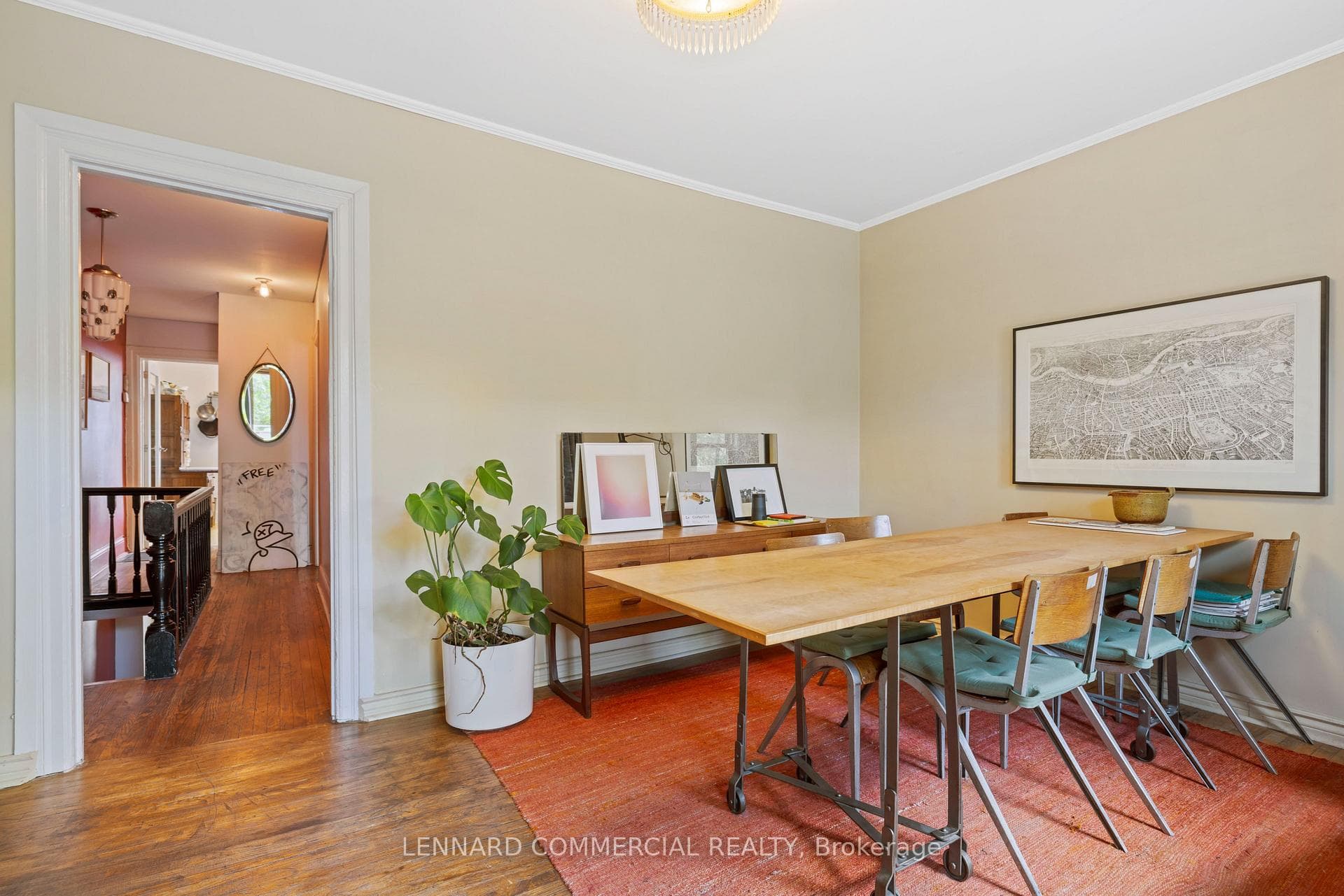 1157 Davenport Road photo 4