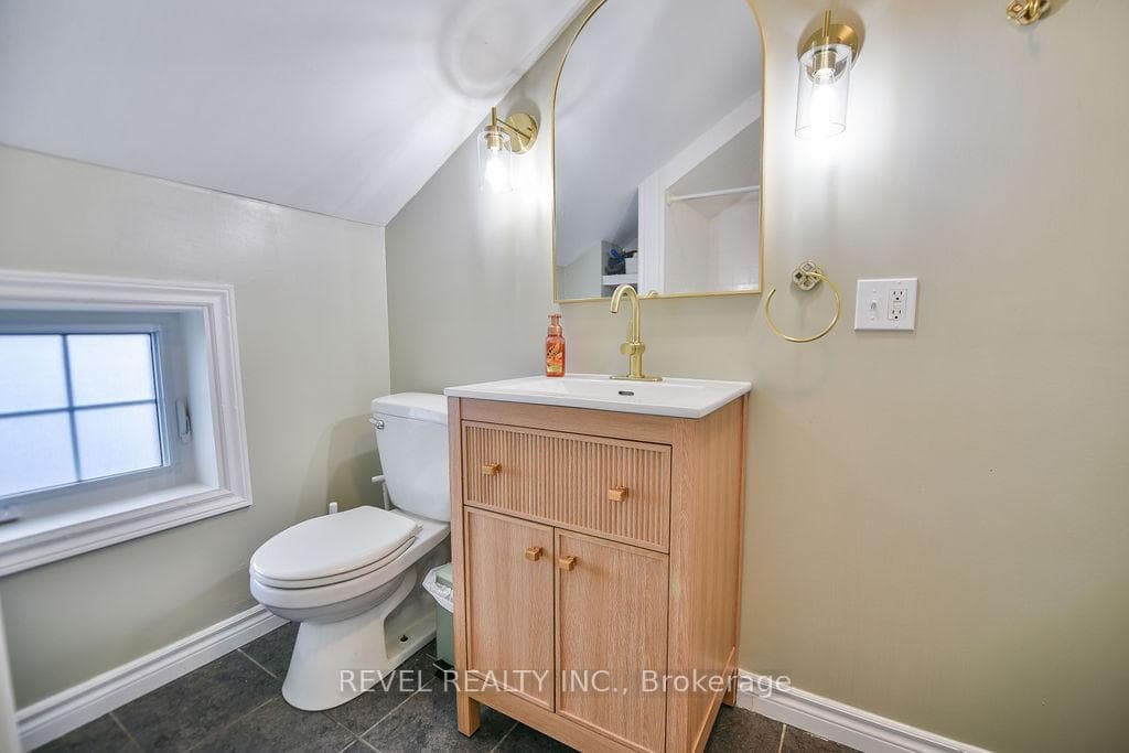 146 Elm Street photo 31