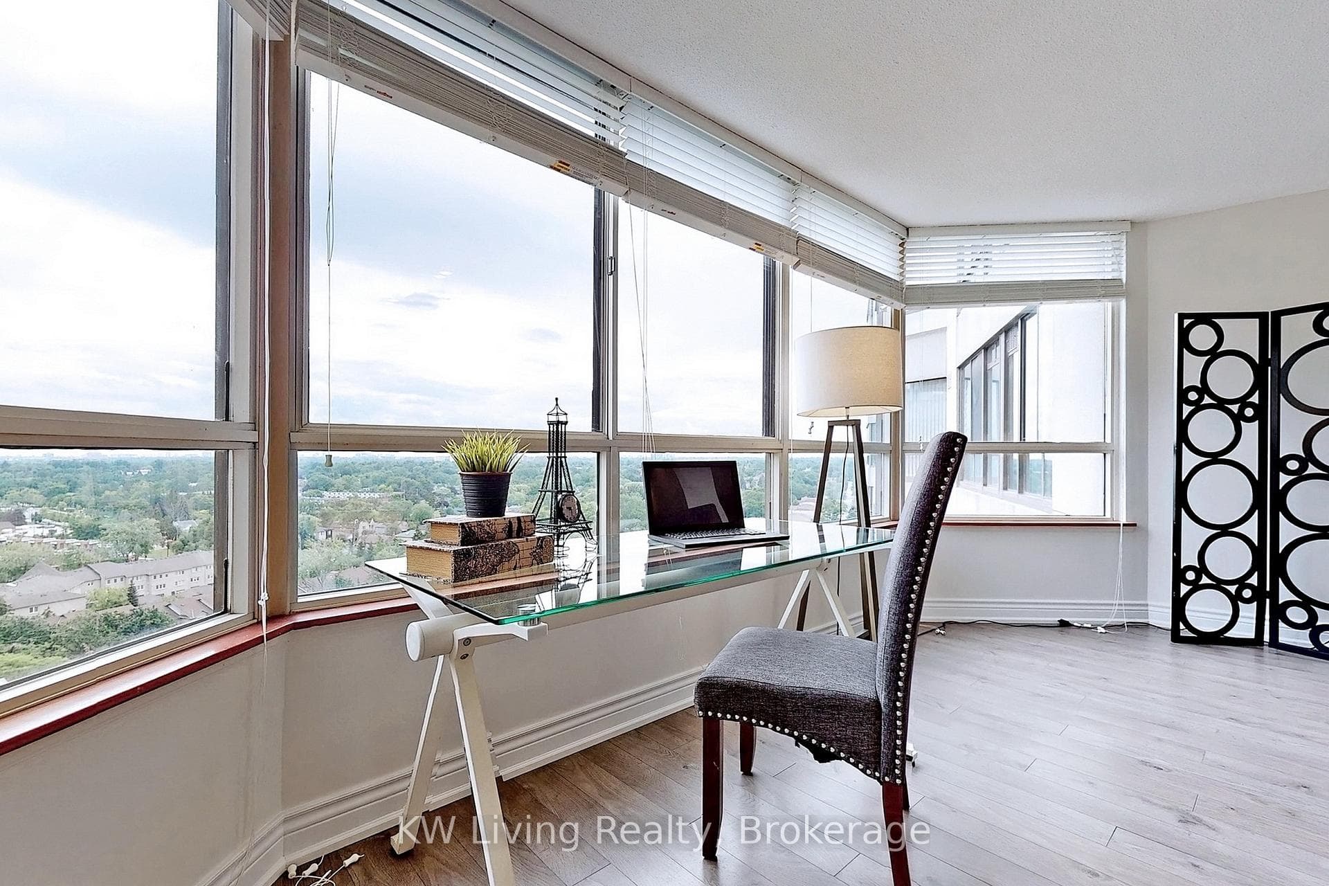 5444 Yonge Street Unit 1404 photo 35