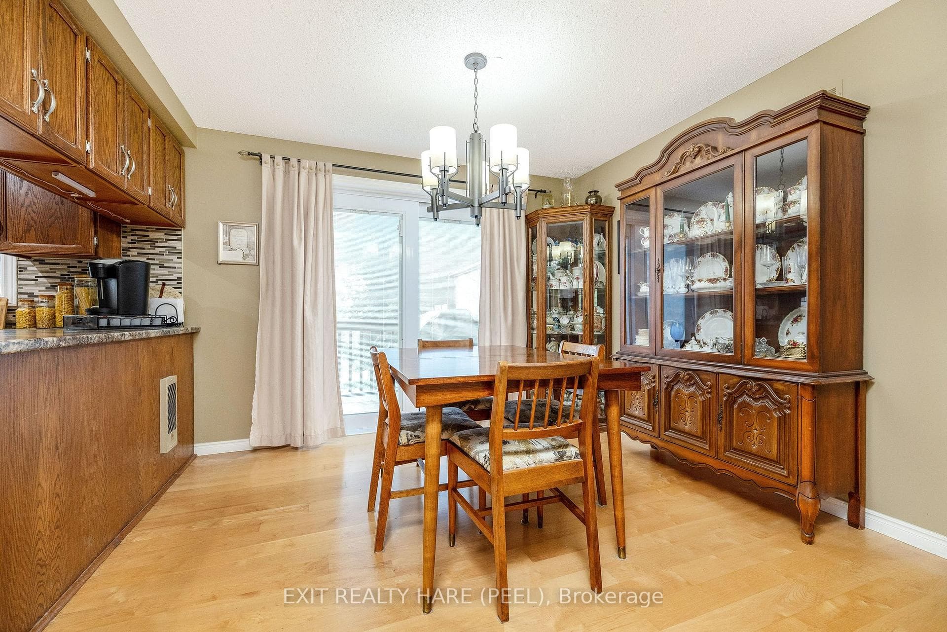 85 Leeson Street photo 9