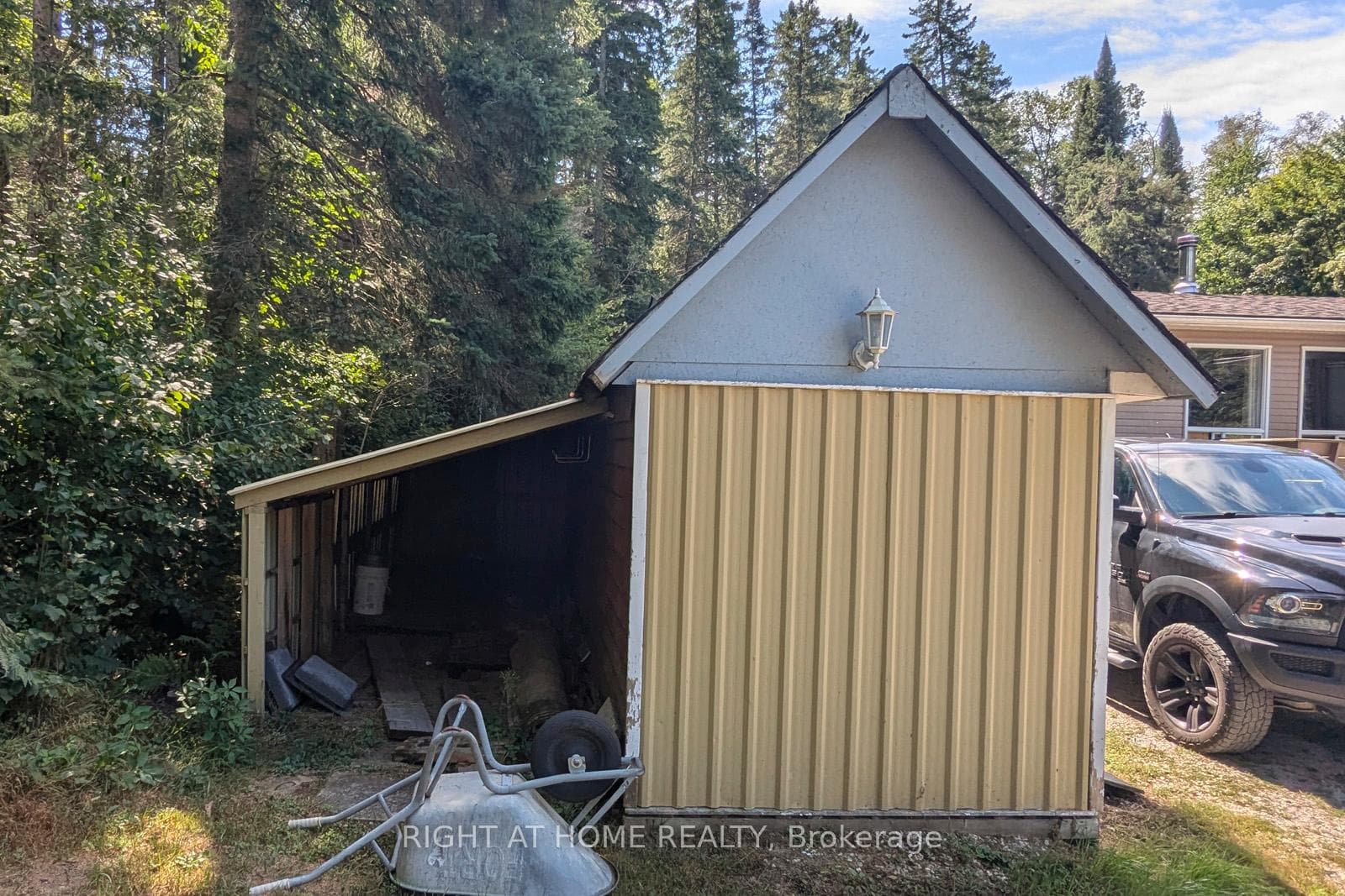 524 BALSAM CHUTES Road photo 32