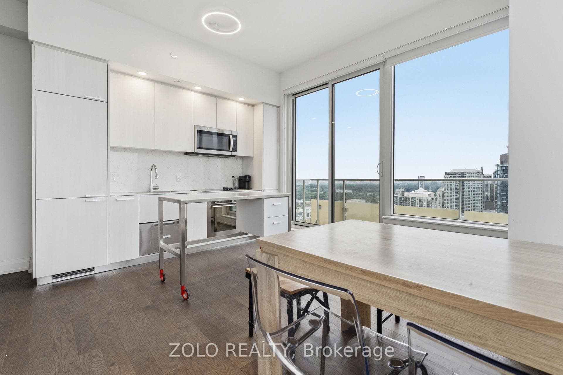 75 Canterbury Place Unit PH303 photo 7