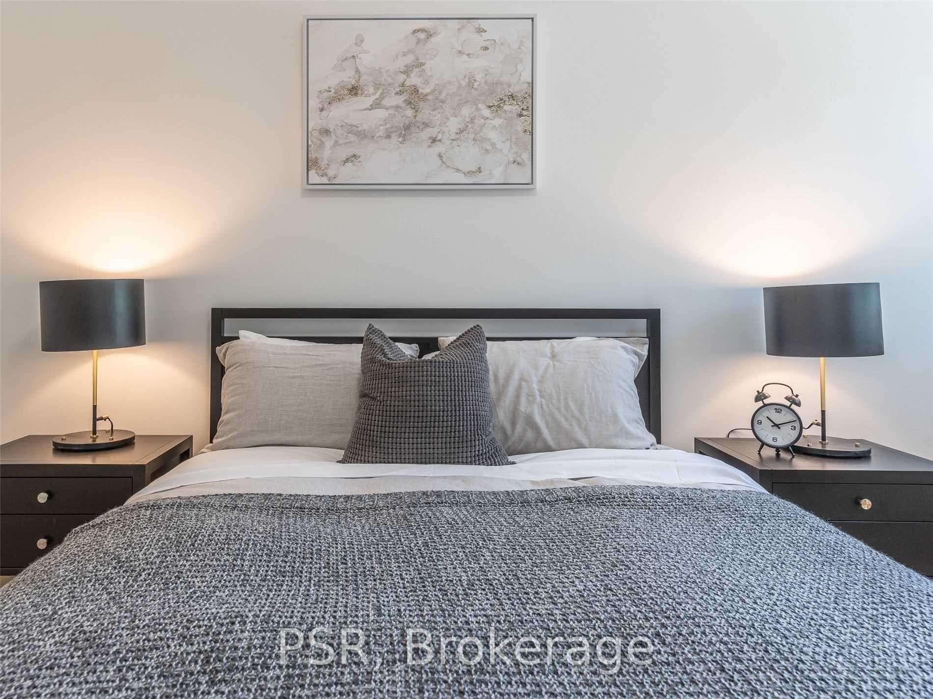 240 Markland Drive Unit 410 photo 11