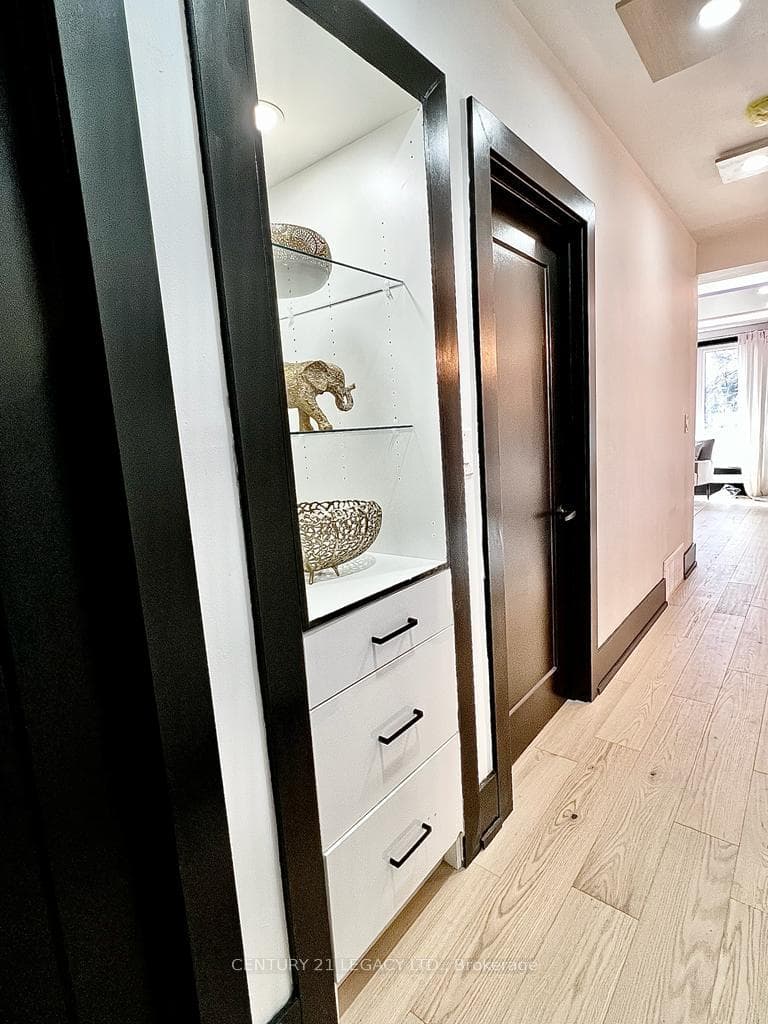 47 Mossbank Drive photo 13