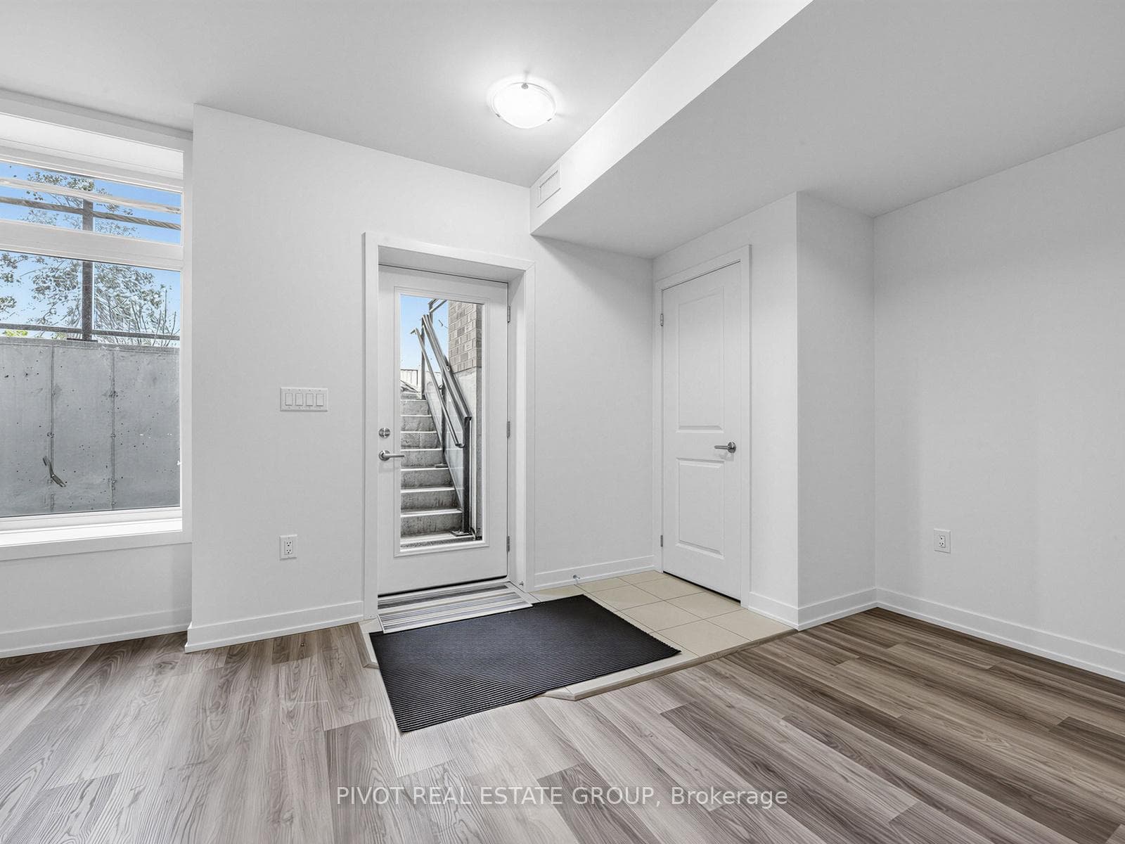 56 Elizabeth Street Unit 1101 photo 28