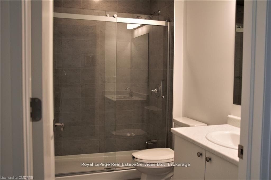 102 GROVEWOOD Common Unit 511 photo 18