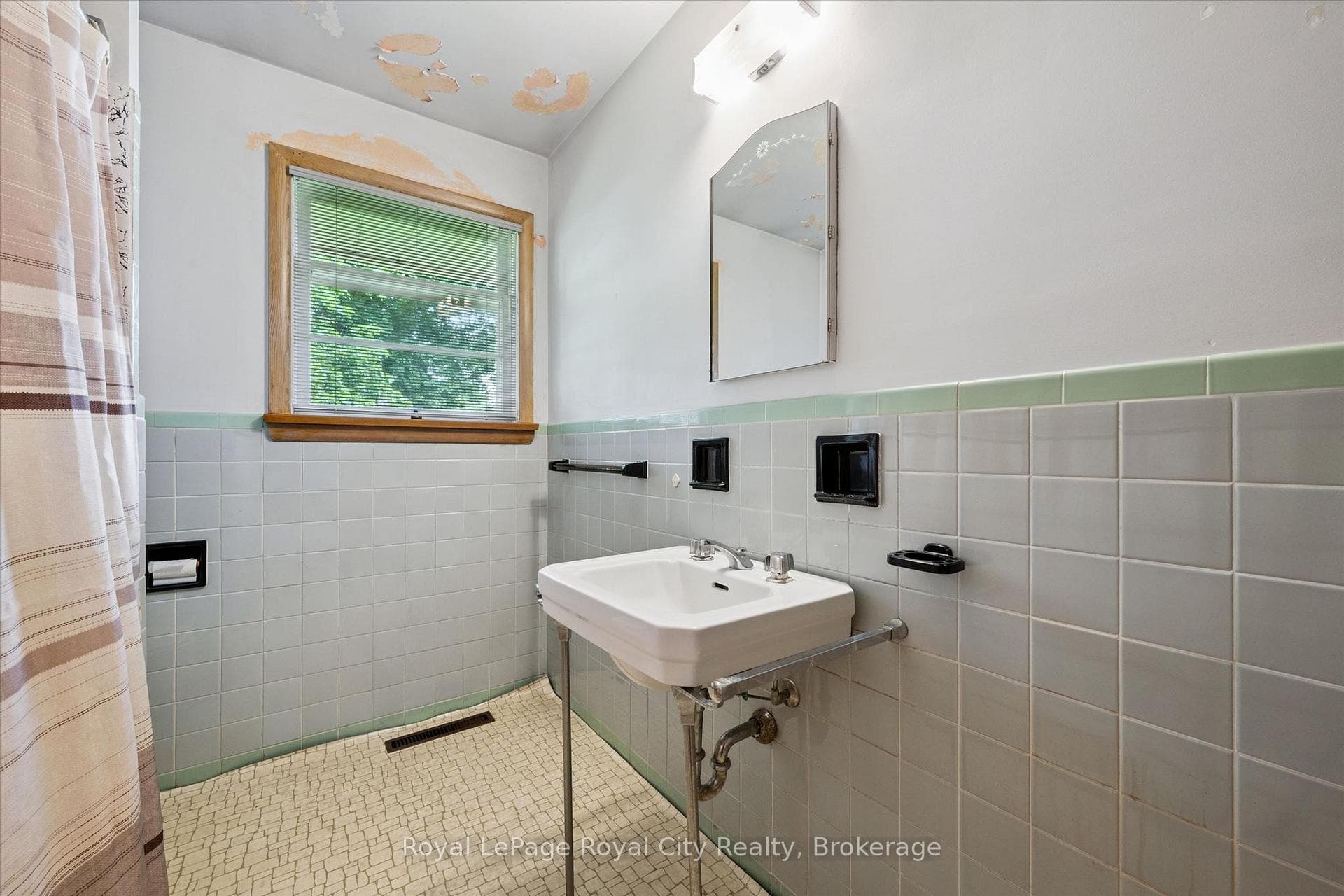 45 Waverley Drive photo 27