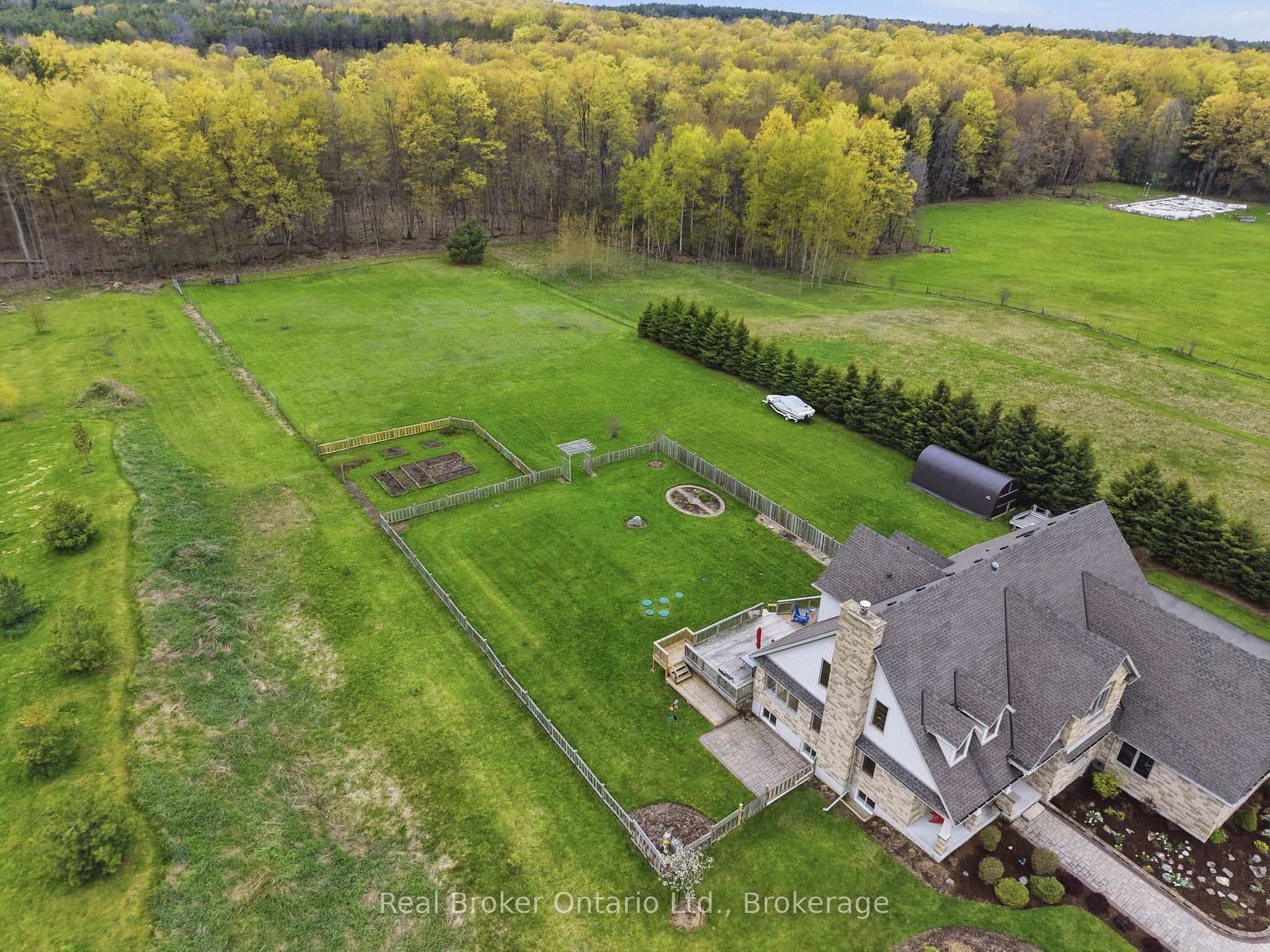4760 Nassagaweya-Puslinch Townline photo 44