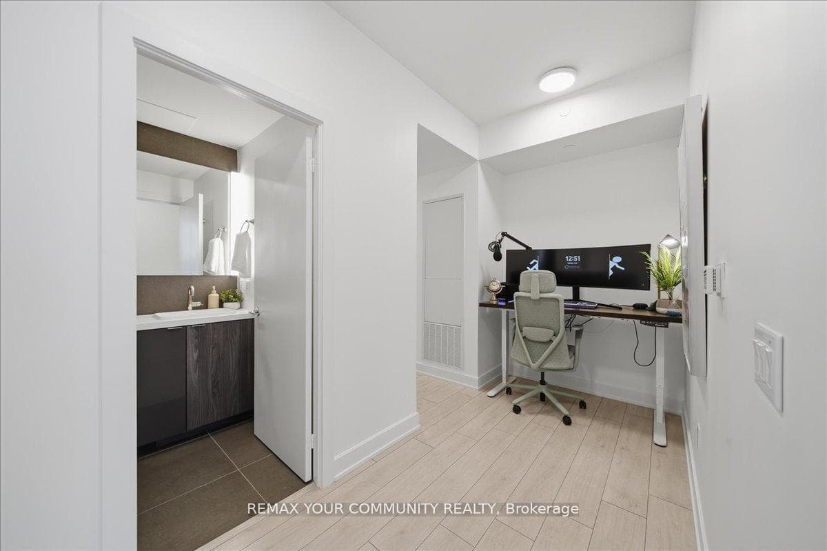 15 Mercer Street Unit 1806 photo 5