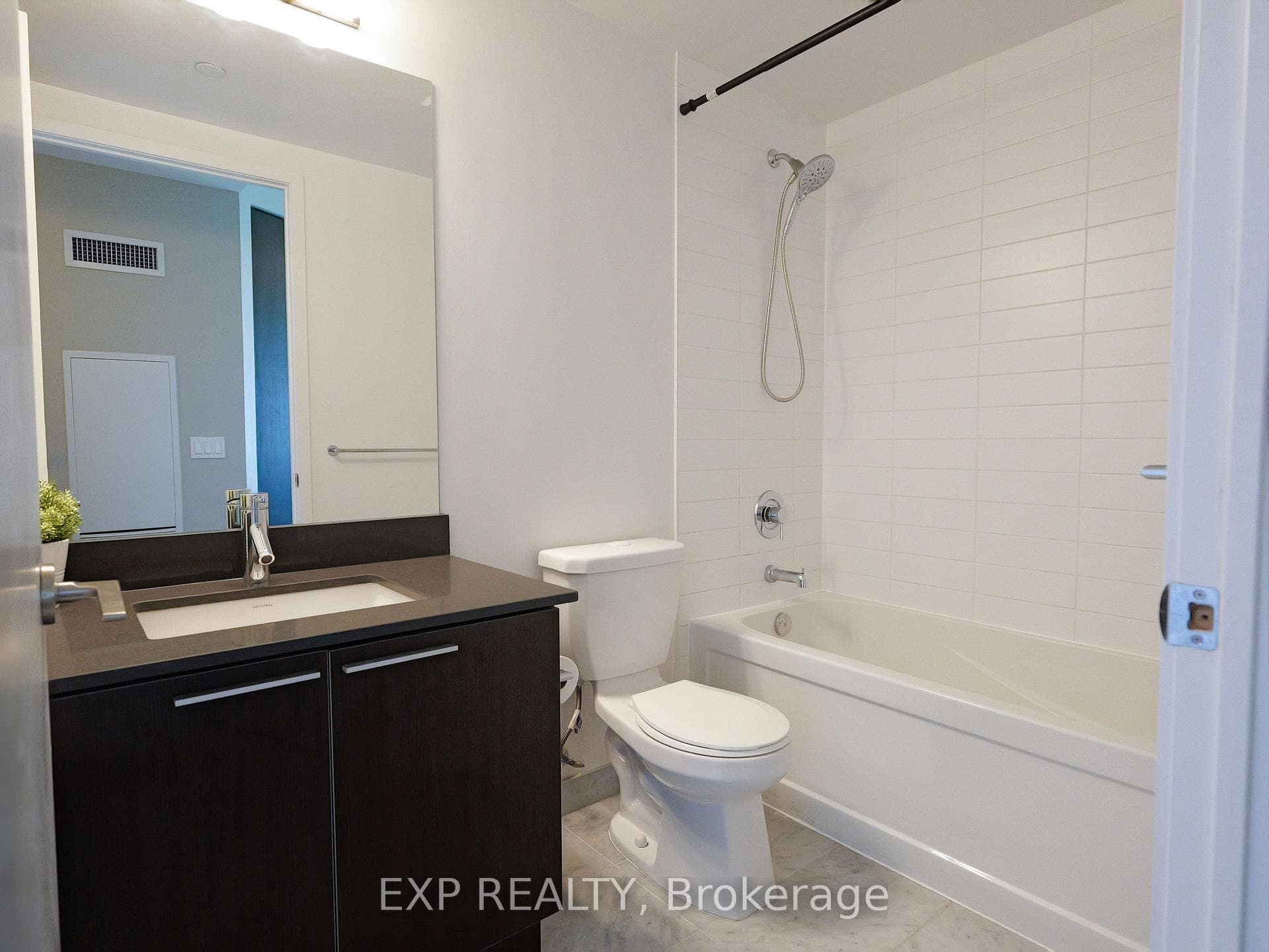10 Park Lawn Road Unit 2204 photo 22