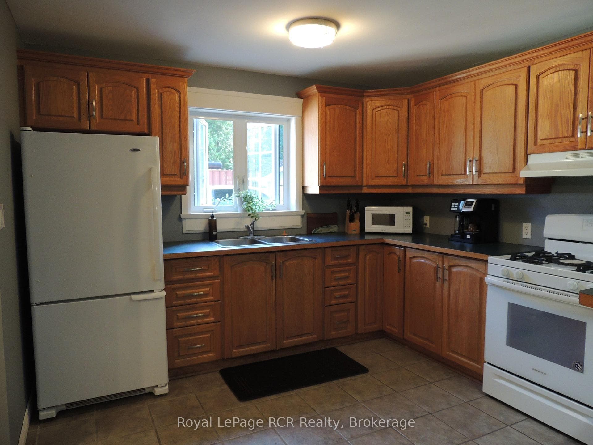 175 NAPOLEAN Street photo 8
