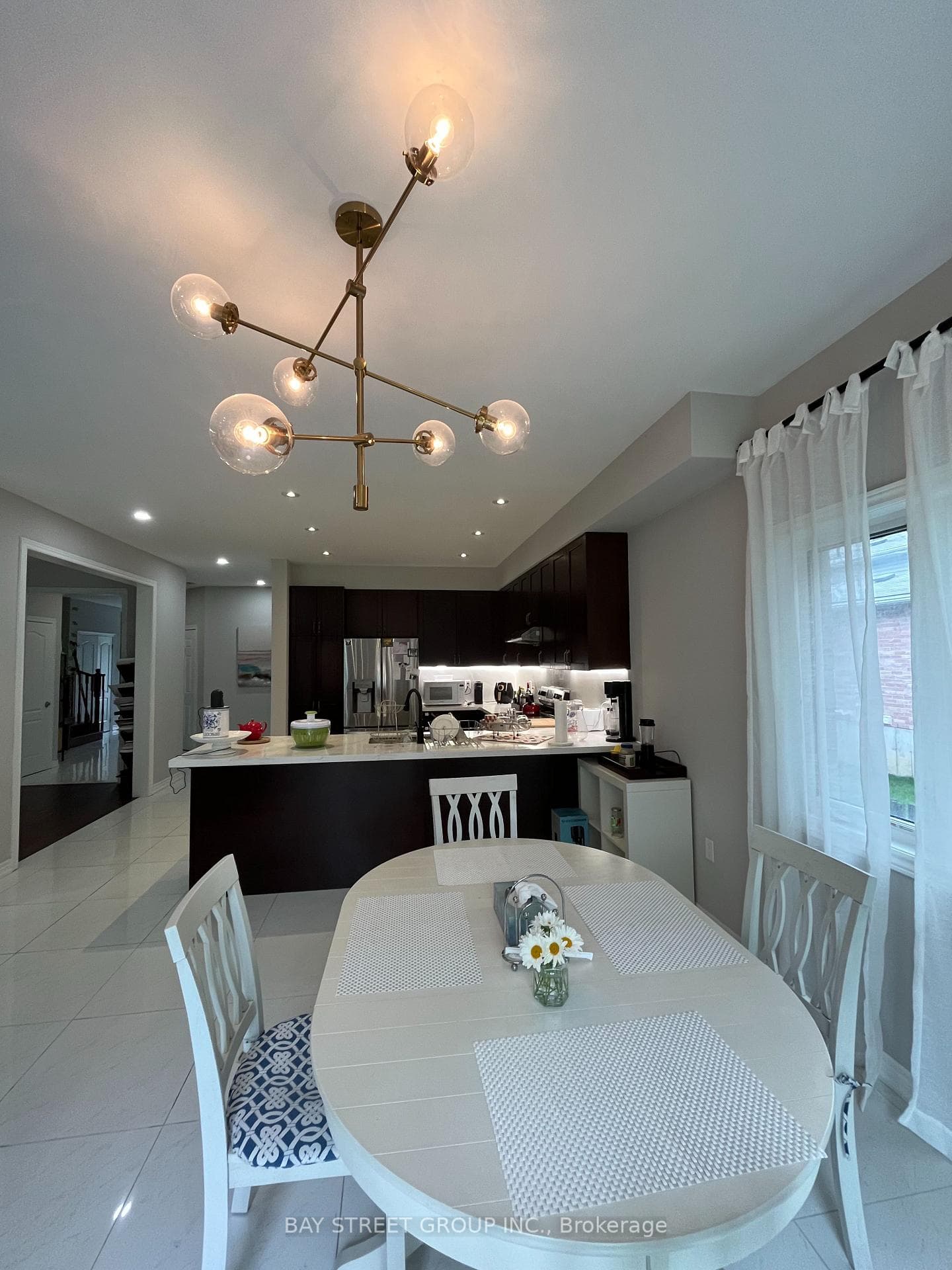 178 Bayview Avenue photo 4