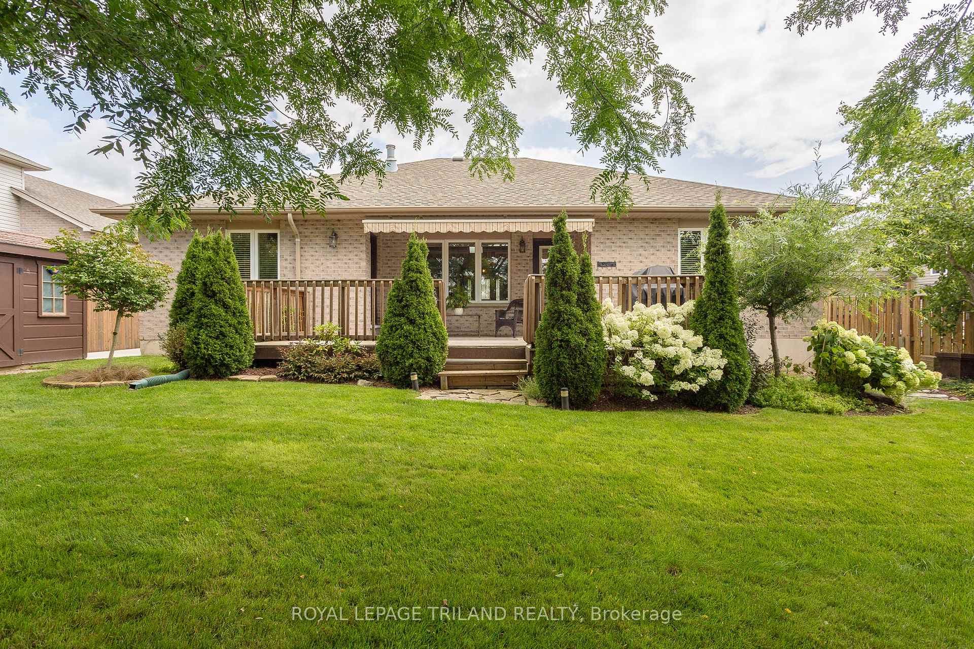 216 Jonathan Way photo 34