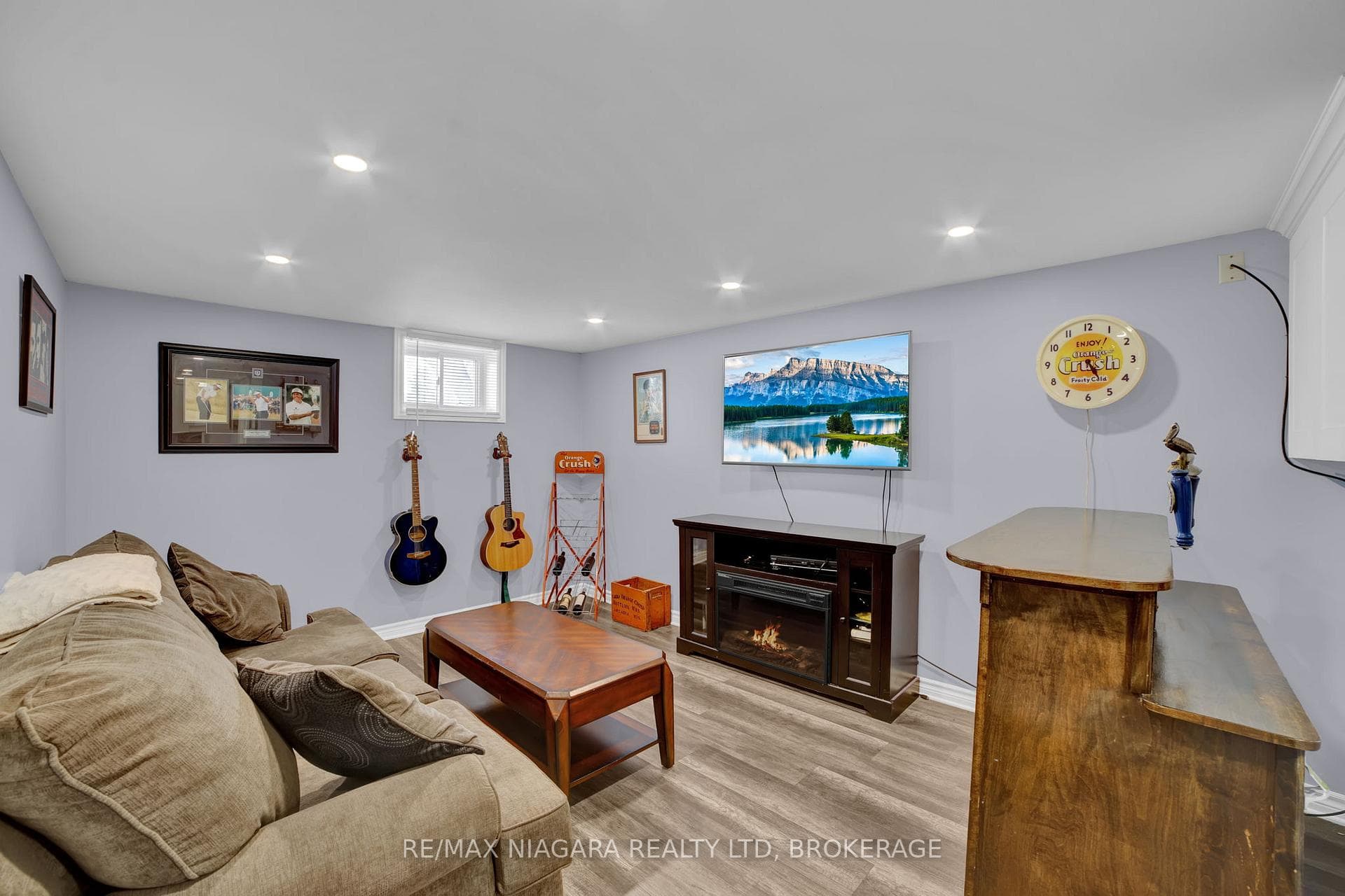 6863 Waters Avenue photo 23