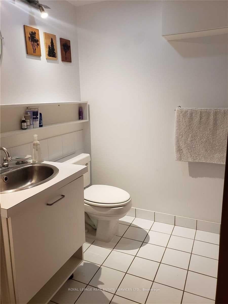 255 Richmond Street Unit 213 photo 12