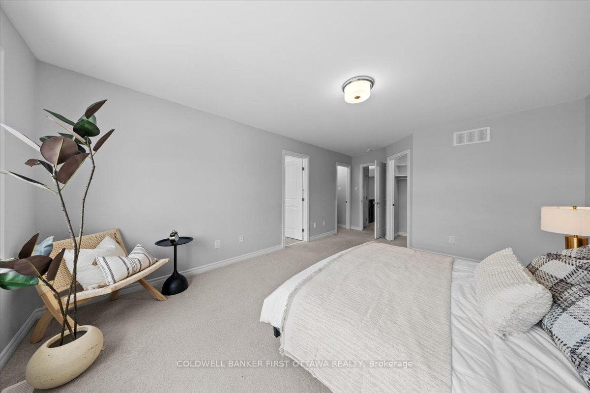 505 Sonmarg Crescent photo 23