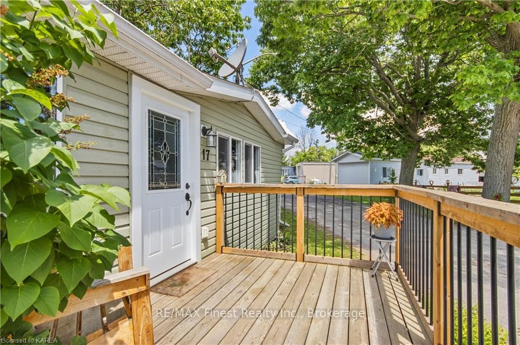 5569 BATH Road Unit 17 photo 5