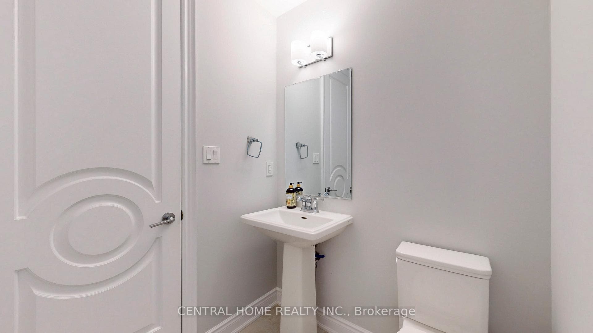 12 Chimney Swift Court photo 20