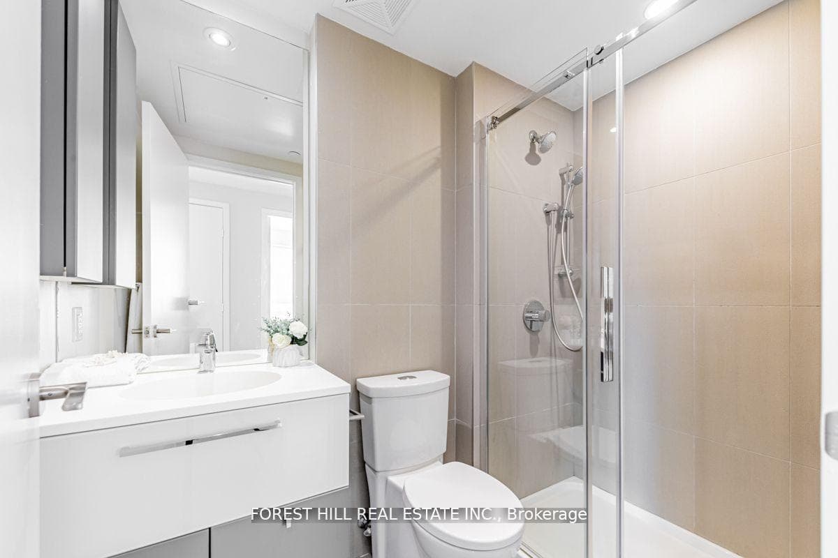 15 Grenville Street Unit 805 photo 14