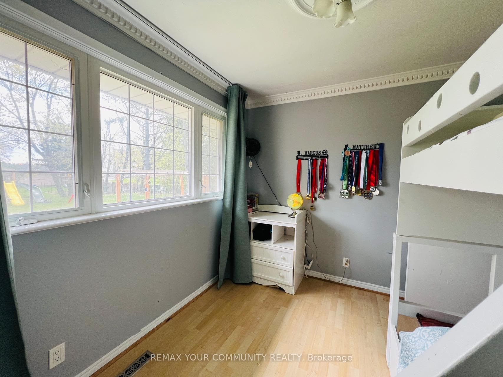 211 James Street photo 10