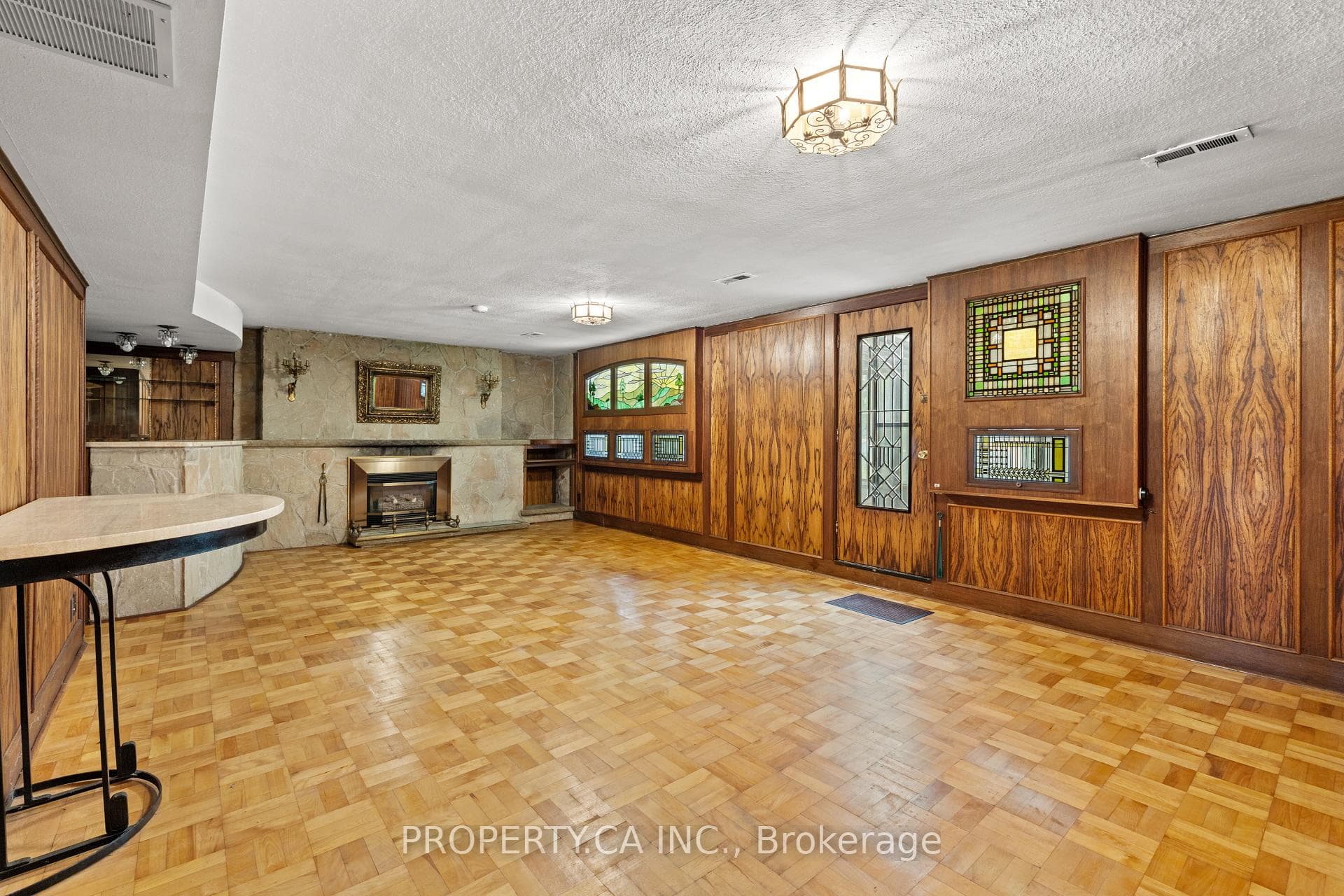 77 Troutbrooke Drive photo 28