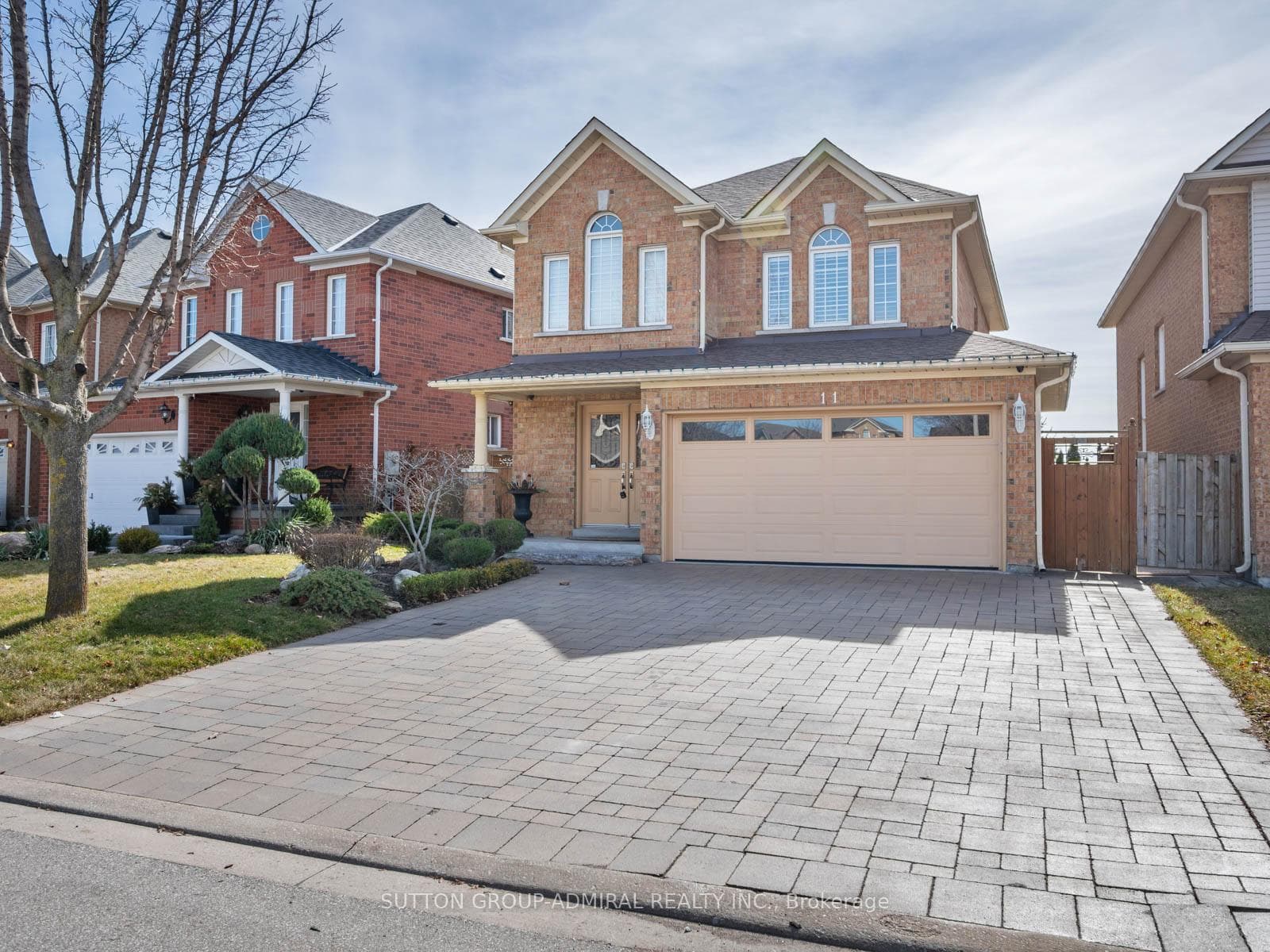 11 Eddington Place photo 33
