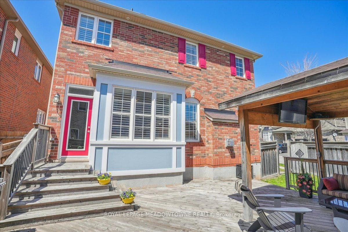 391 Wettlaufer Terrace photo 31