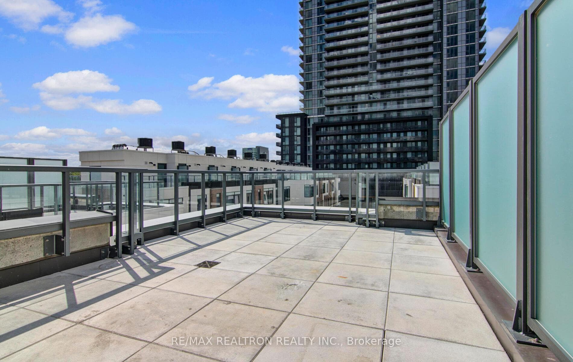 1050 Portage Parkway Unit TH40 photo 21
