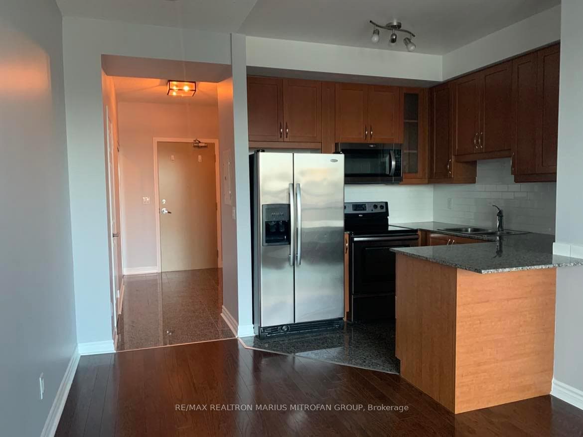 18 Holmes Avenue Unit 412 photo 4