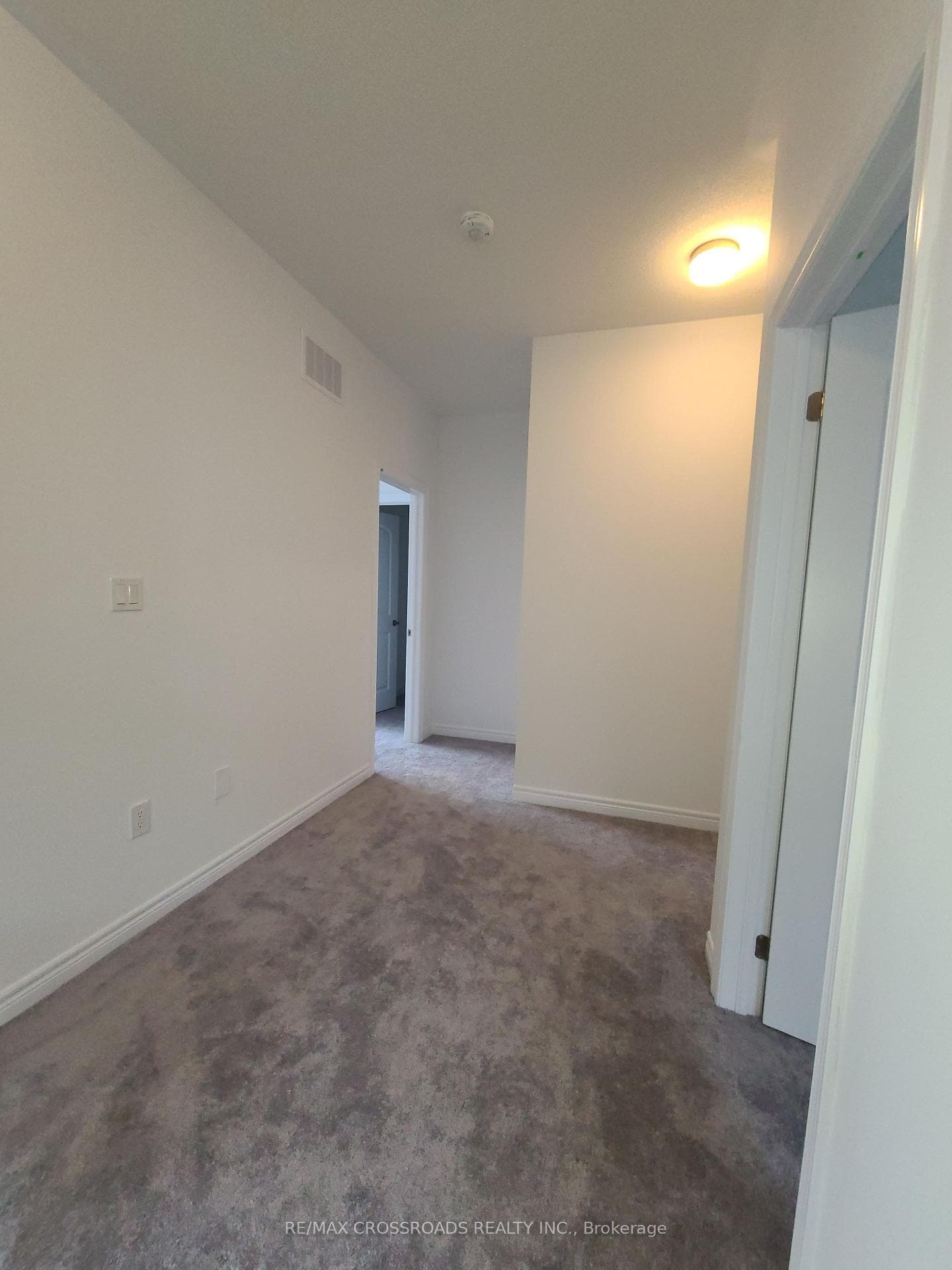 2081 Chris Mason Street photo 25