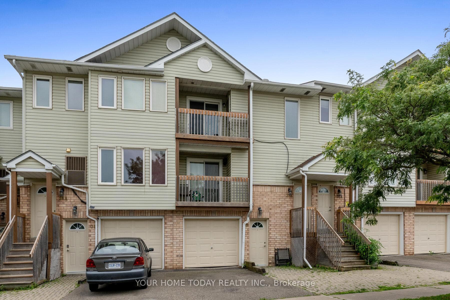 32A Stewart Maclaren Road photo 2