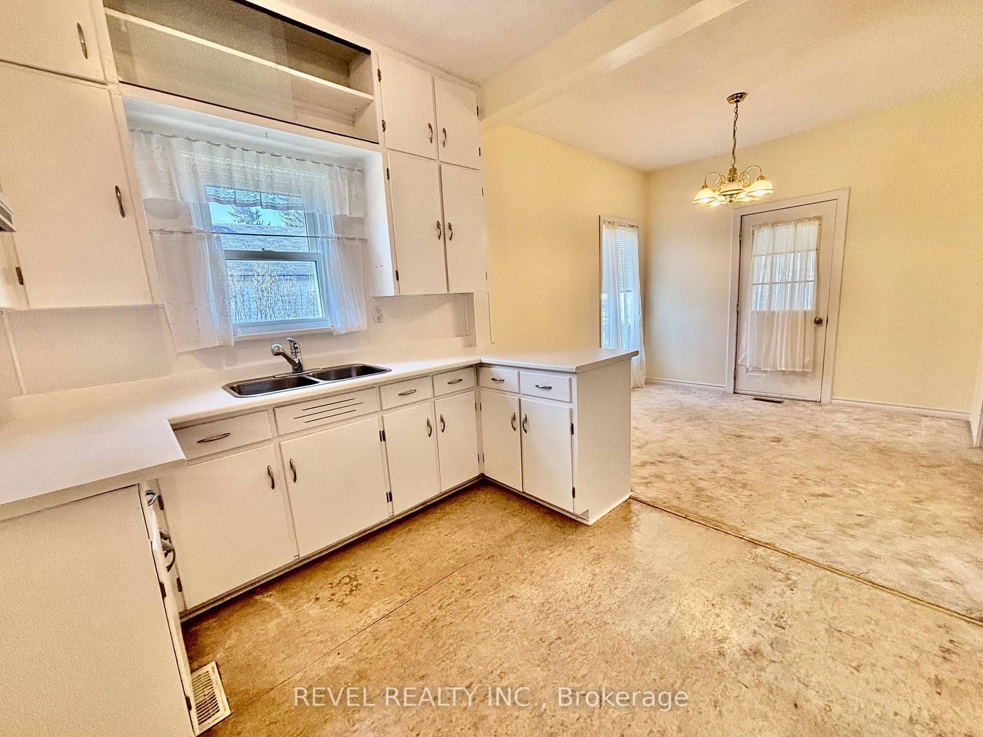 452 Seventh Avenue photo 11